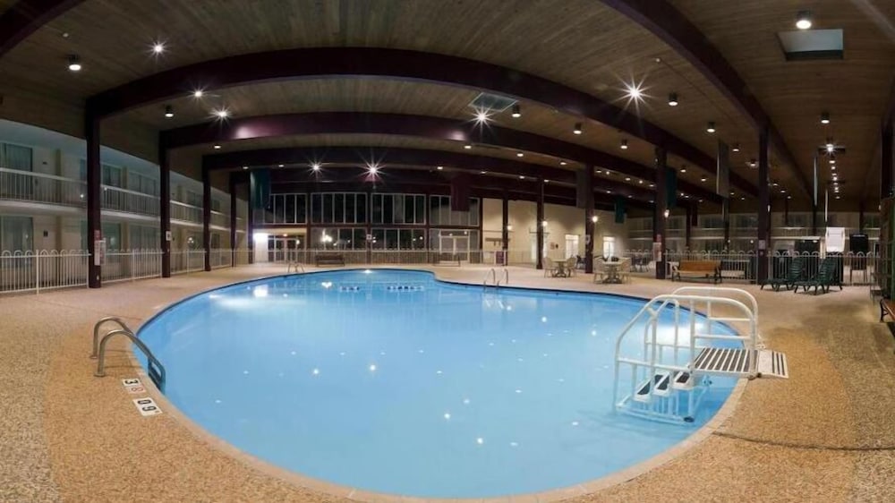 Holiday Inn Spearfish-Convention Center 22/55