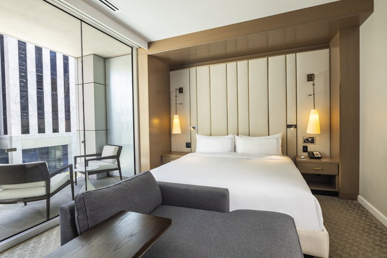 The Statler Dallas Curio Collection By Hilton 11/50