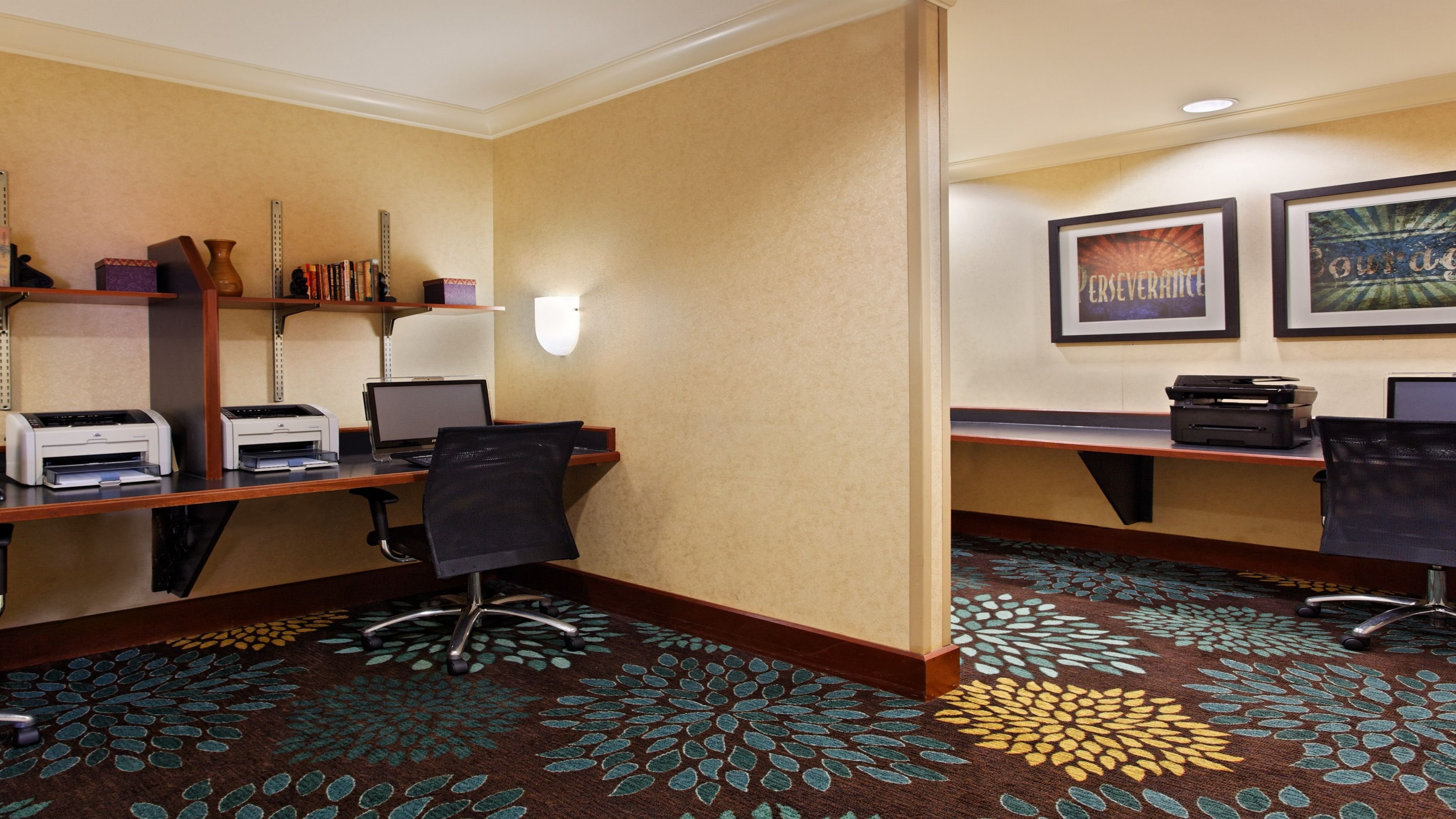 Staybridge Suites Chattanooga Downtown Convention Center 46/53
