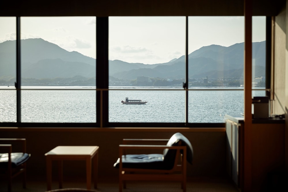 Itsukushima Iroha 45/50