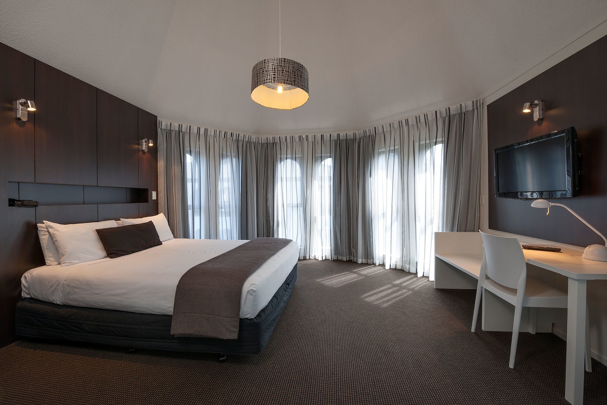 1 BEDROOM, EXECUTIVE