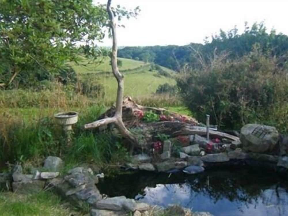 Kilworthy Farm Guesthouse 12/18