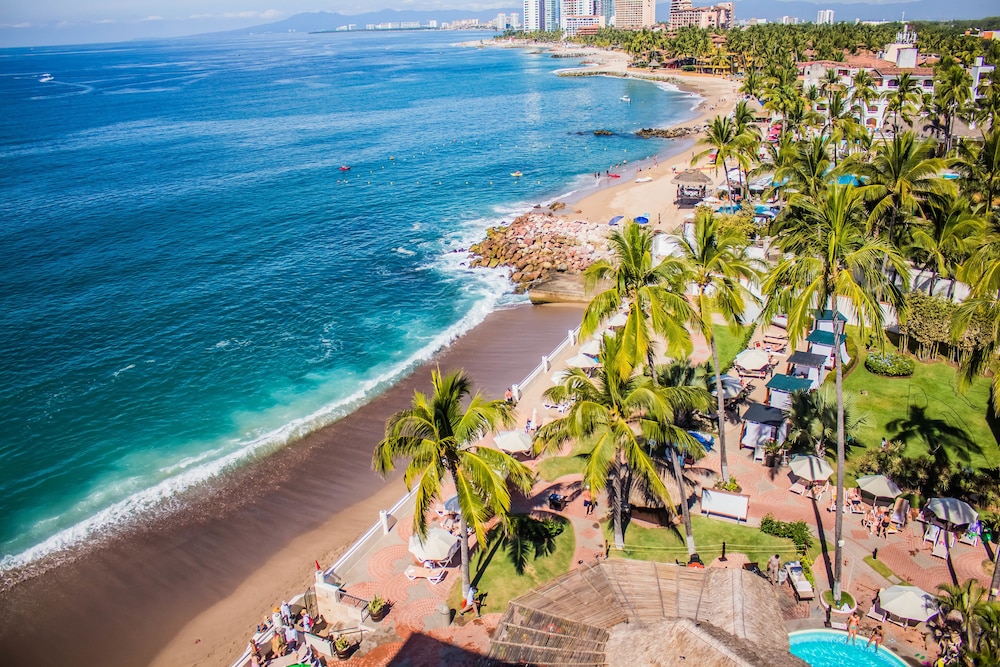 Plaza Pelicanos Grand Beach Resorts 62/65