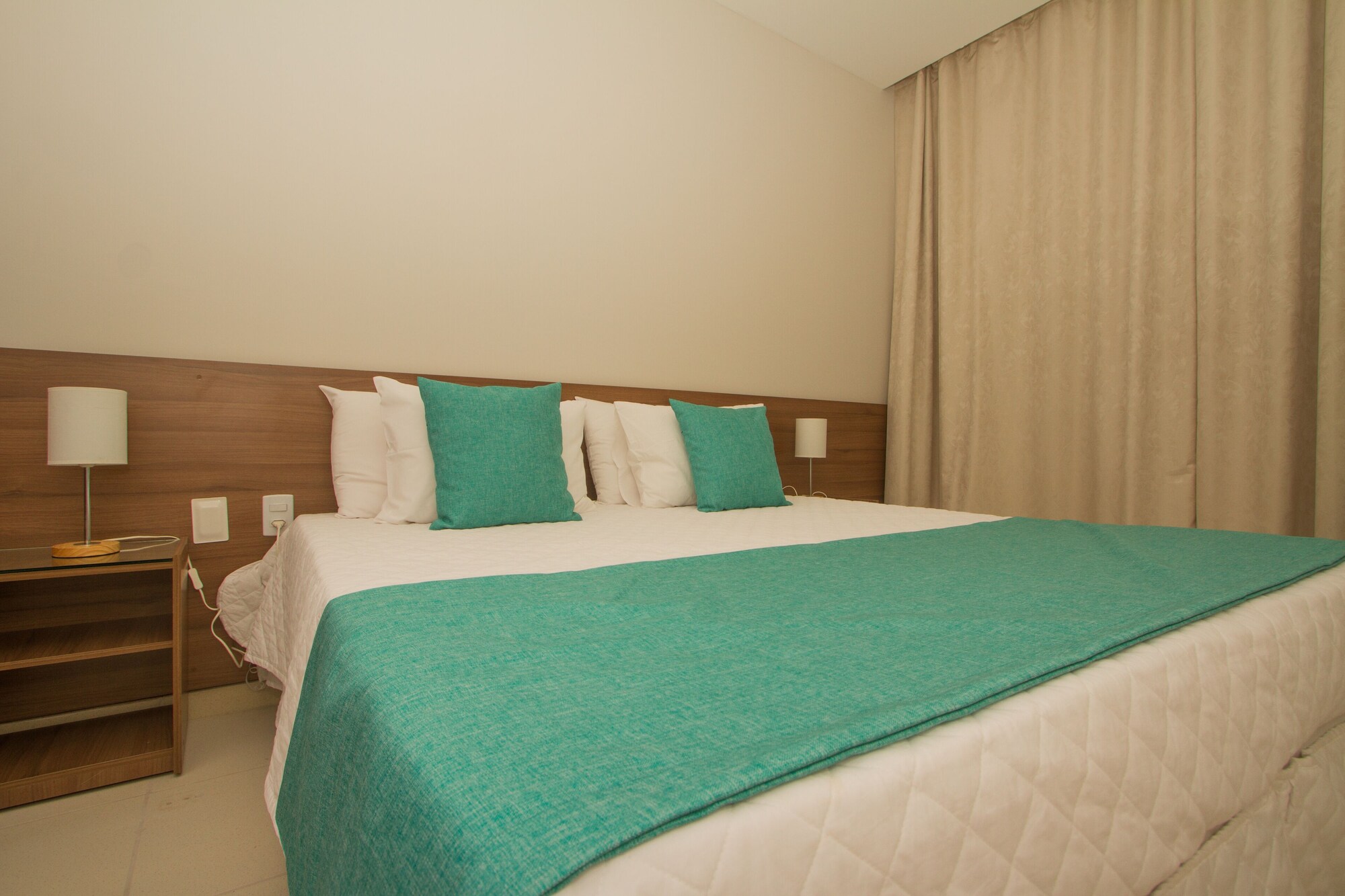 Apartment, Futon Bed, 1 Queen and 1 Single Bed, Pool Front