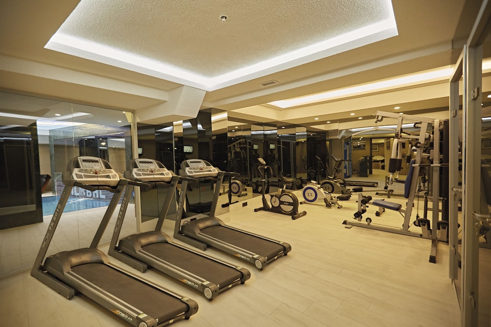 Ilkbal Deluxe Hotel & Spa Istanbul 40/65