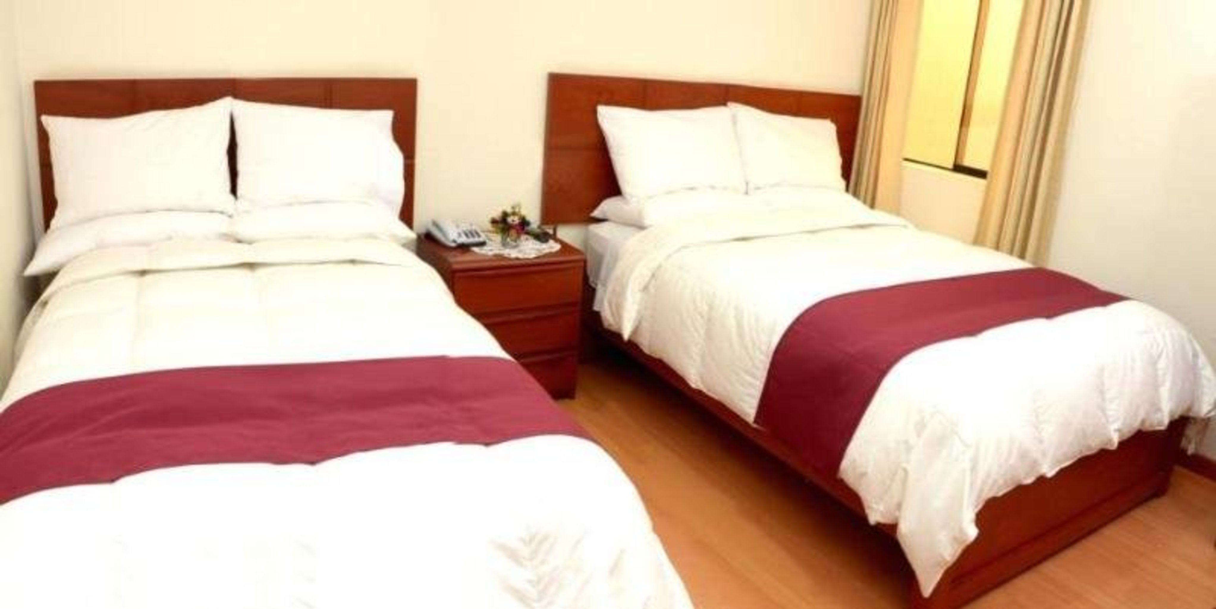 Standard, Twin Beds