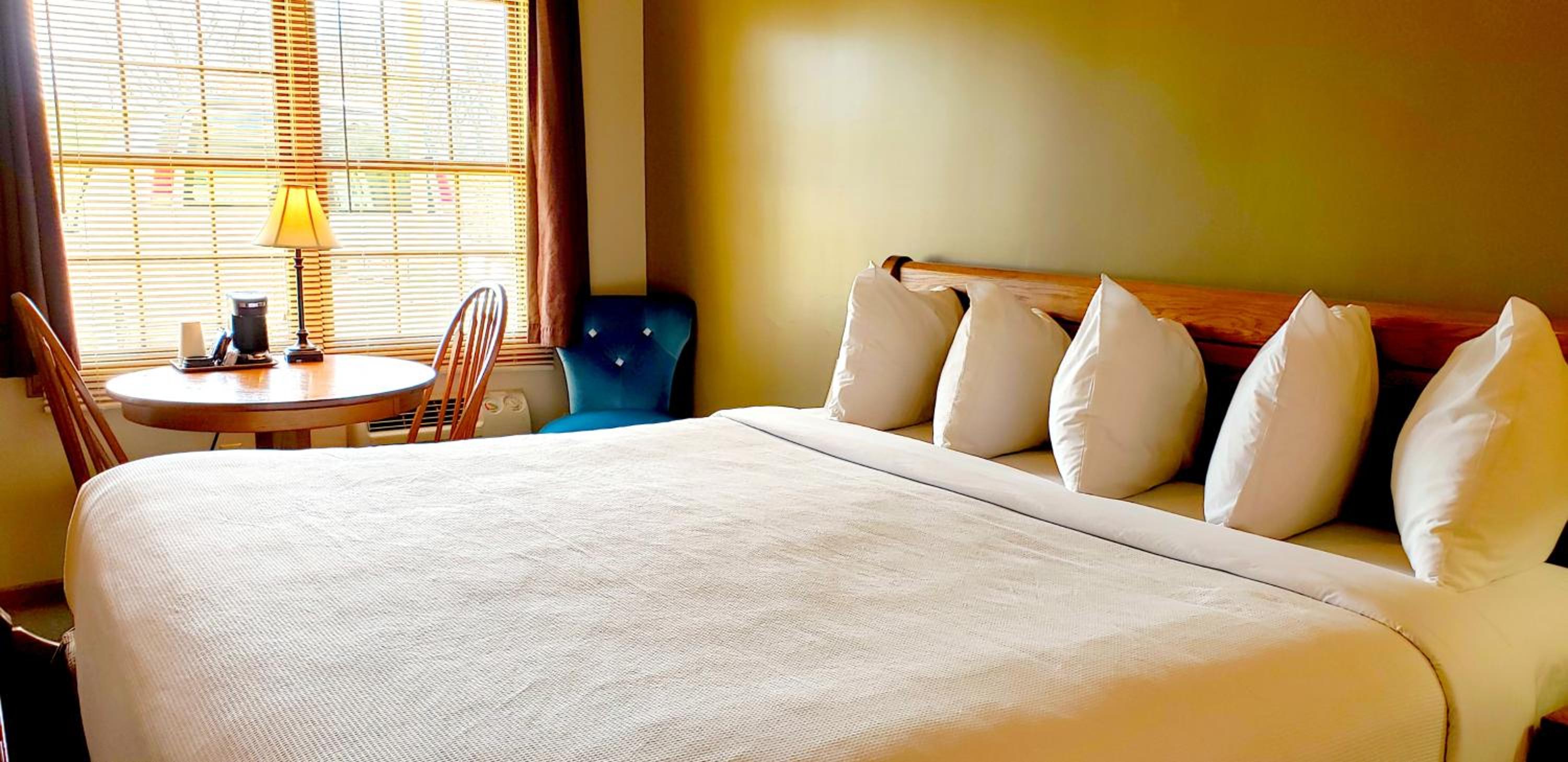 Carriage House, King Bed، Berlin Heritage Inn 2/10