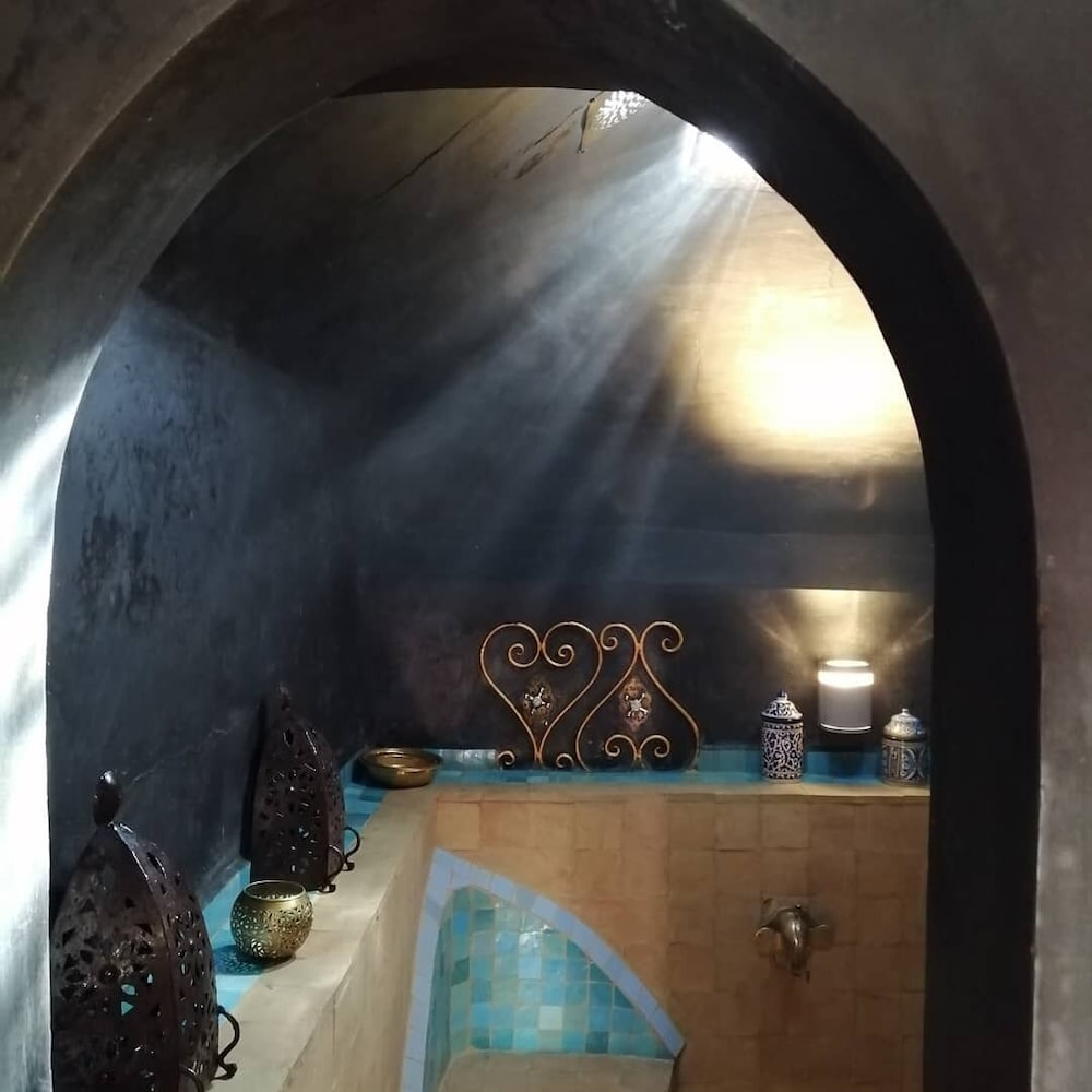 RIAD TARA 14/77