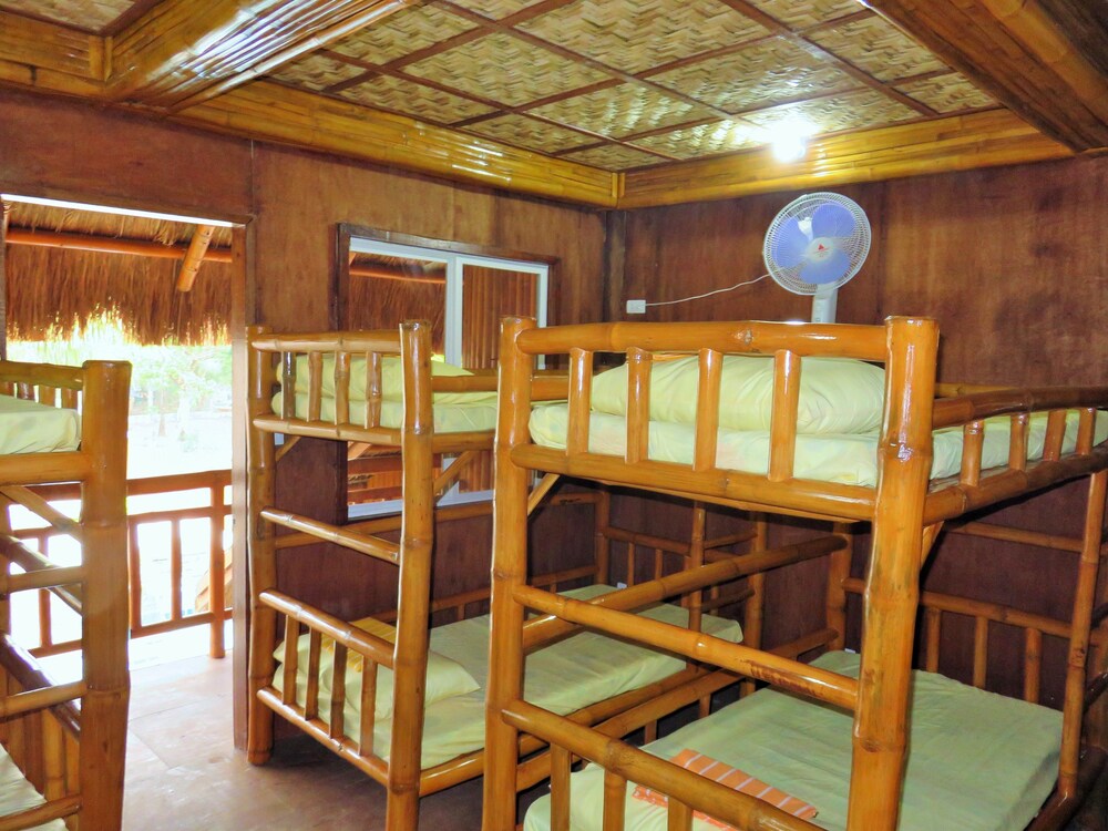 Kav's Beach Resort 47/69
