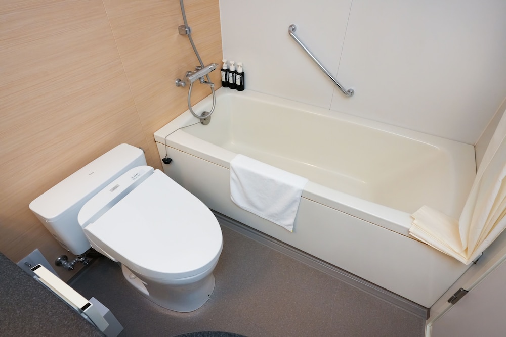 Airport Hotel Kumamoto 49/50
