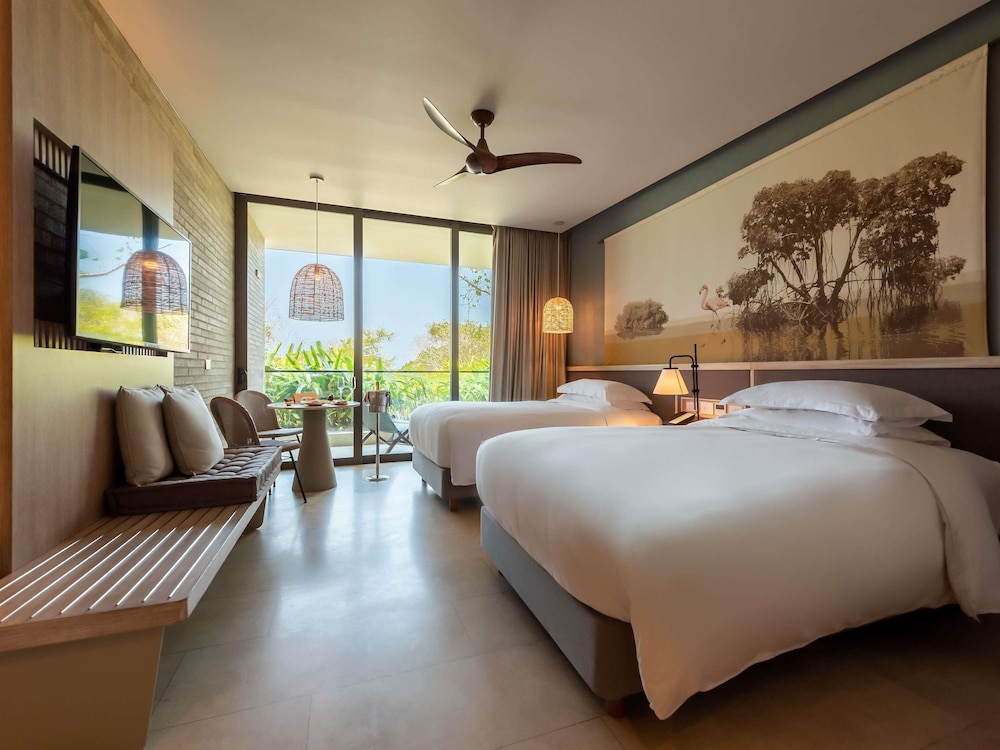 Superior, Twin Beds