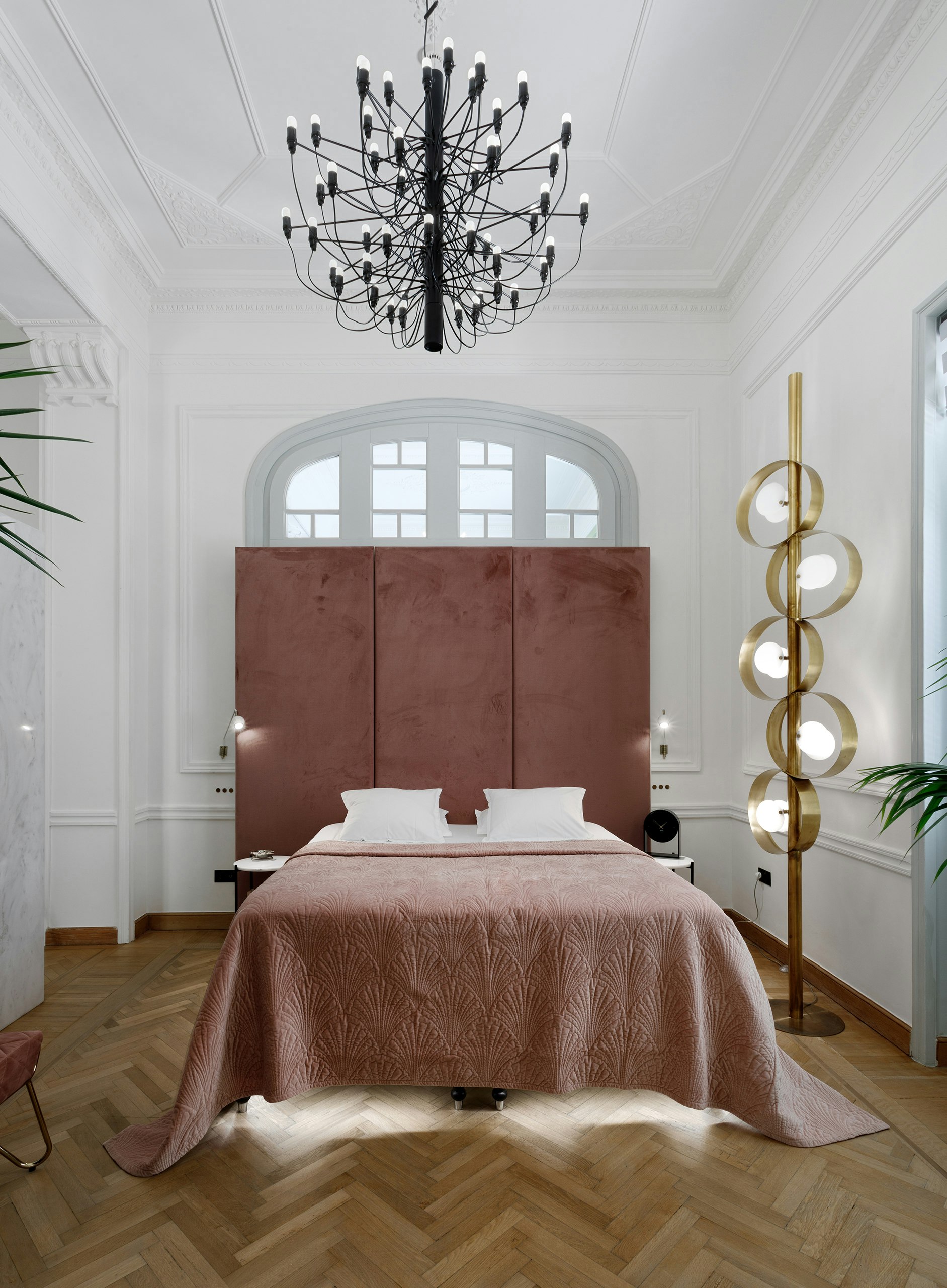 Aristide Hotel 10/50