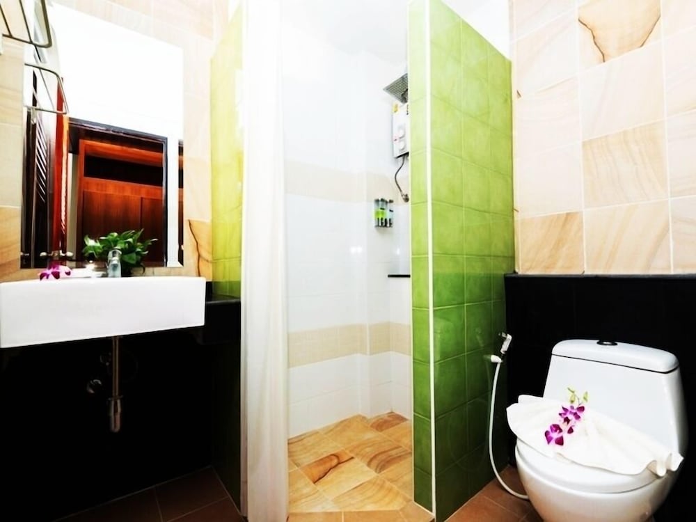 Deluxe, Double Bed, Building، BAAN VANIDA GARDEN RESORT 2/2
