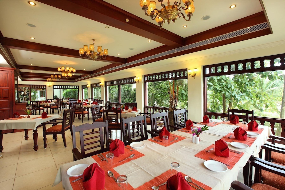 Fragrant Nature Backwater Resort & Ayurveda Spa 33/50
