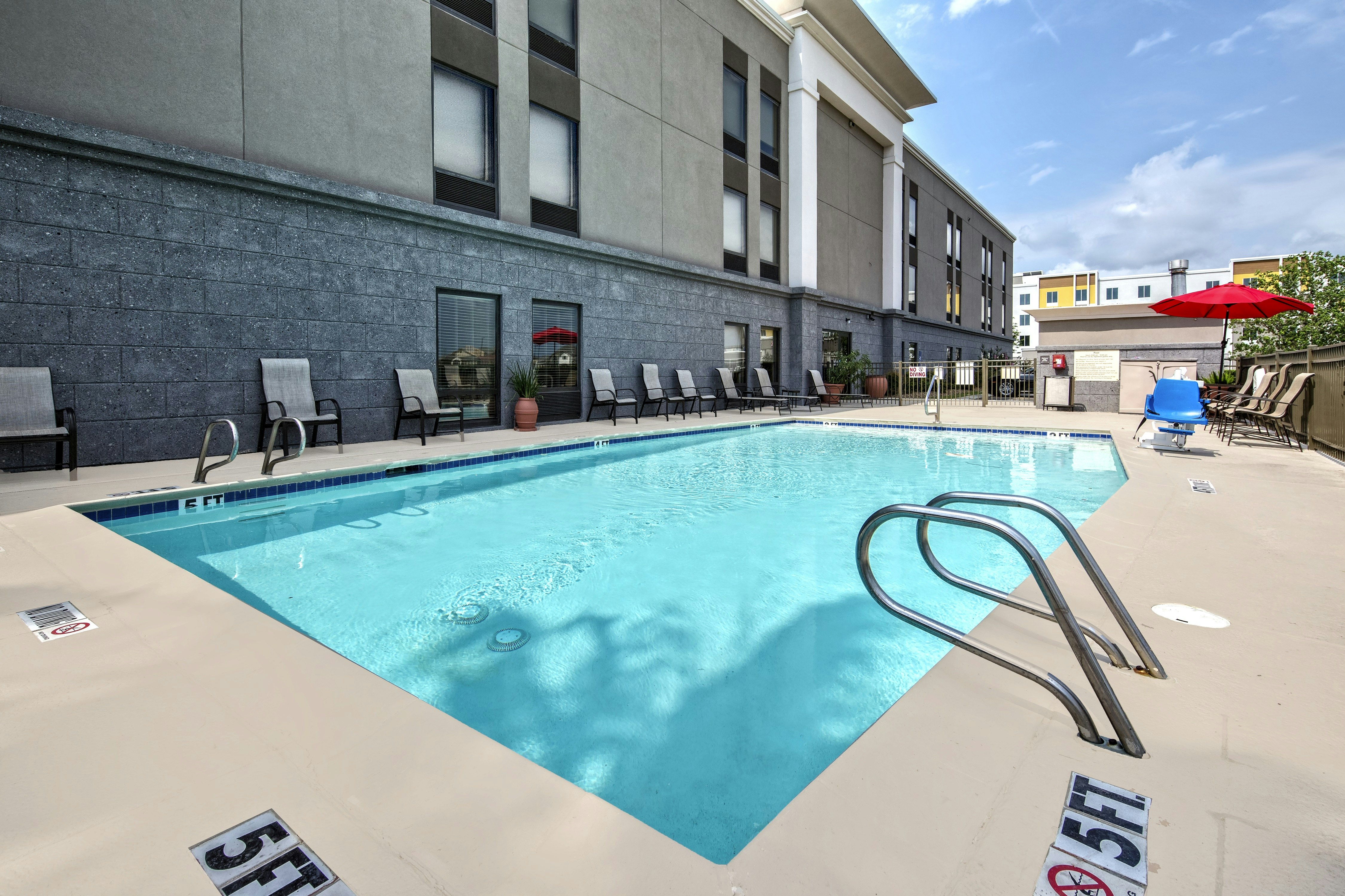 Hampton Inn Houston Baytown 8/34
