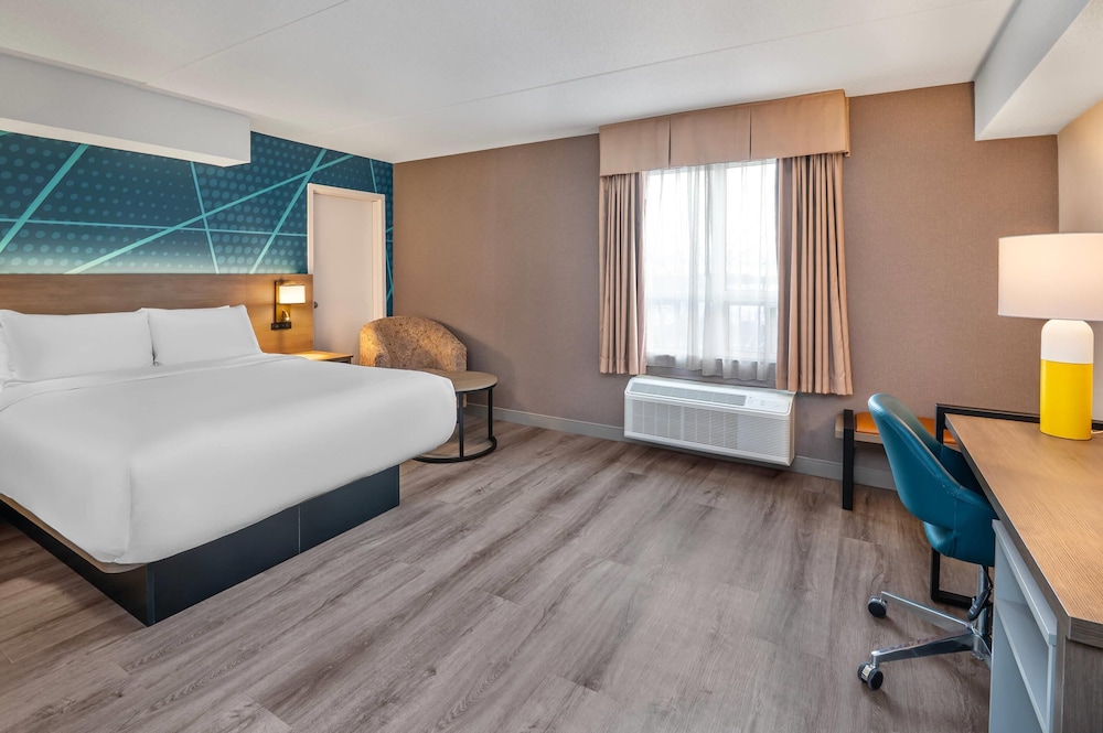 Suite, Double Bed