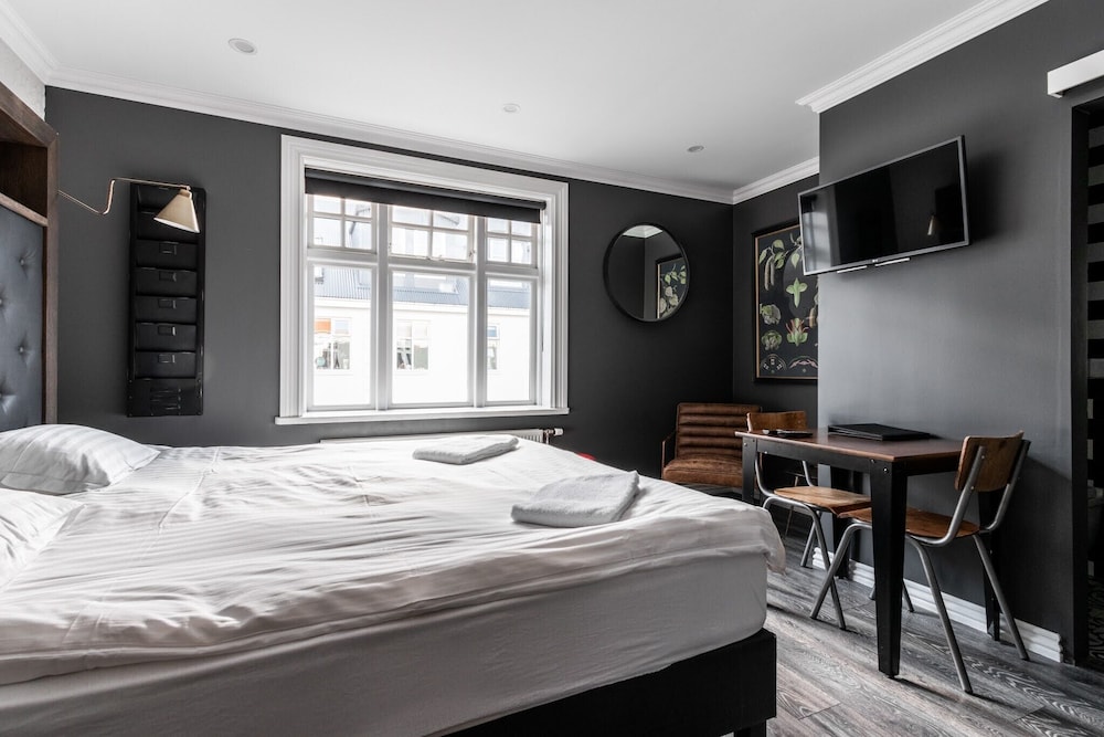 Vintage Apartment Hotel 14/50