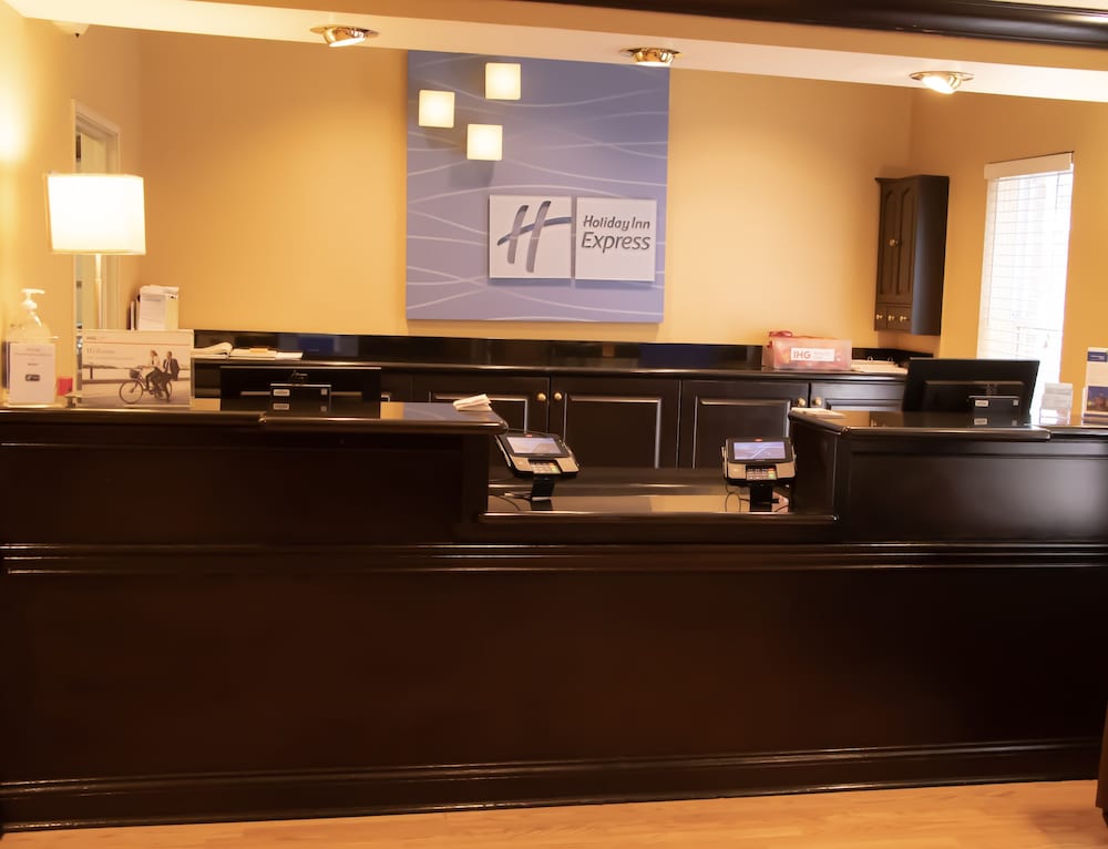 Holiday Inn Express Suites Columbus East Reynoldsburg 10/41