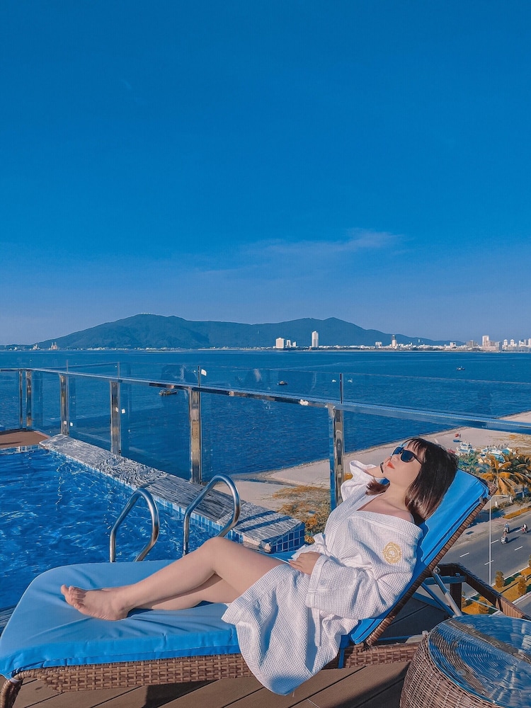 Gold Boutique Hotel Danang 25/27