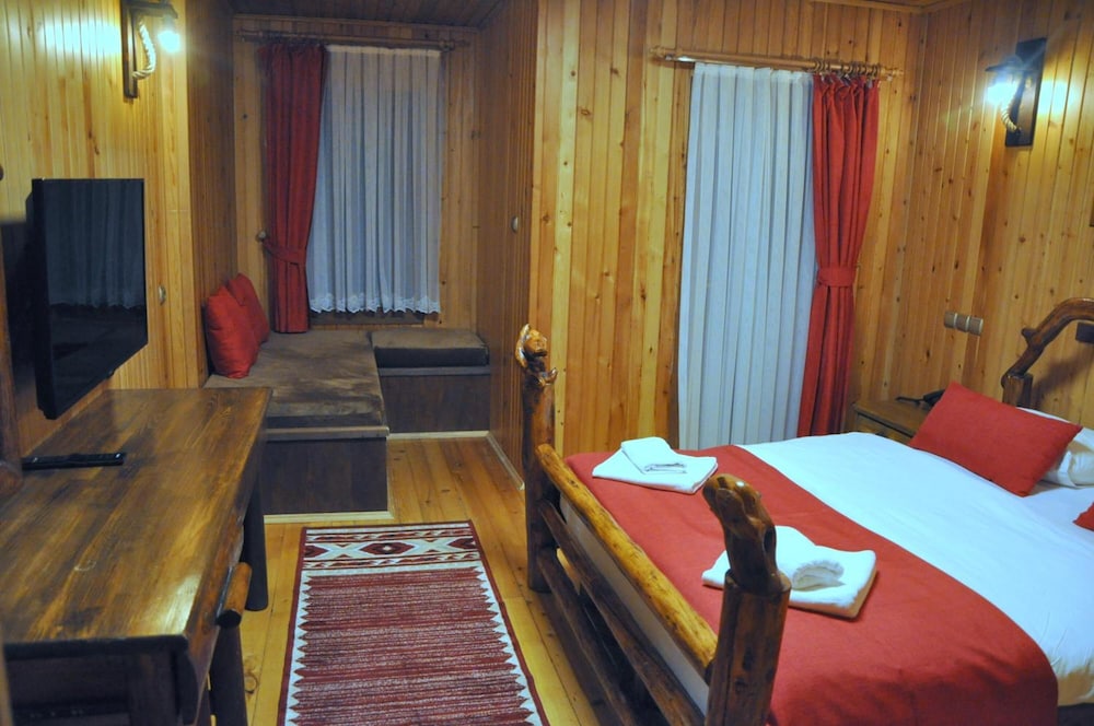 Inan Kardesler Hotel 33/61