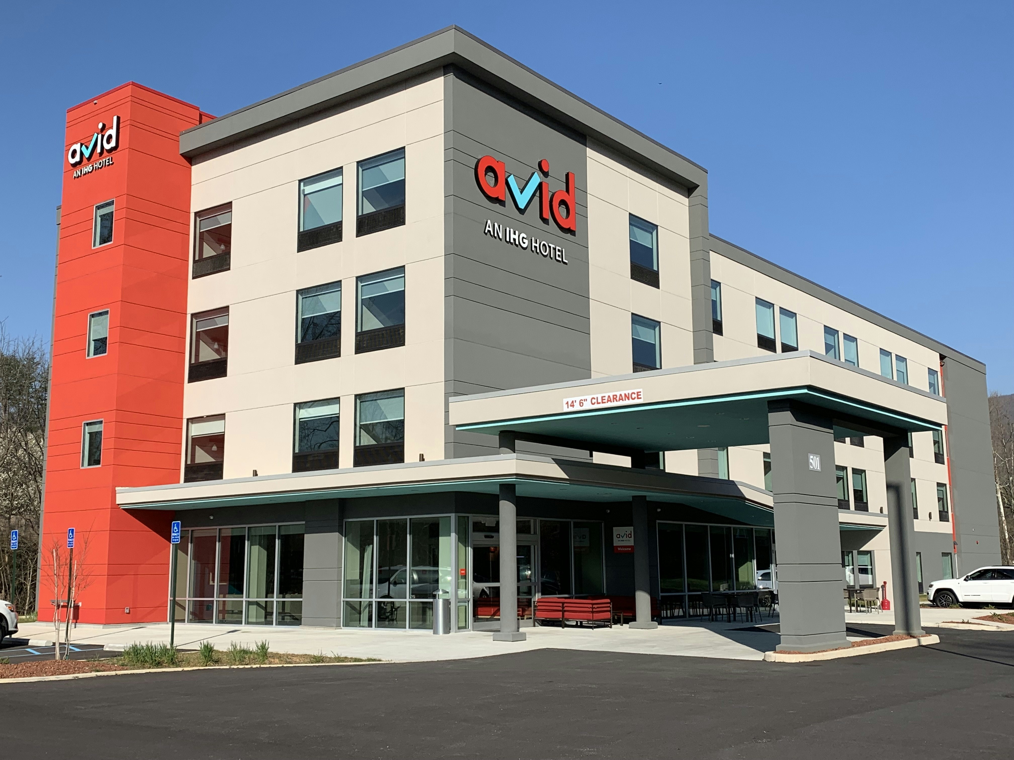 Avid Hotels Salem 46/50