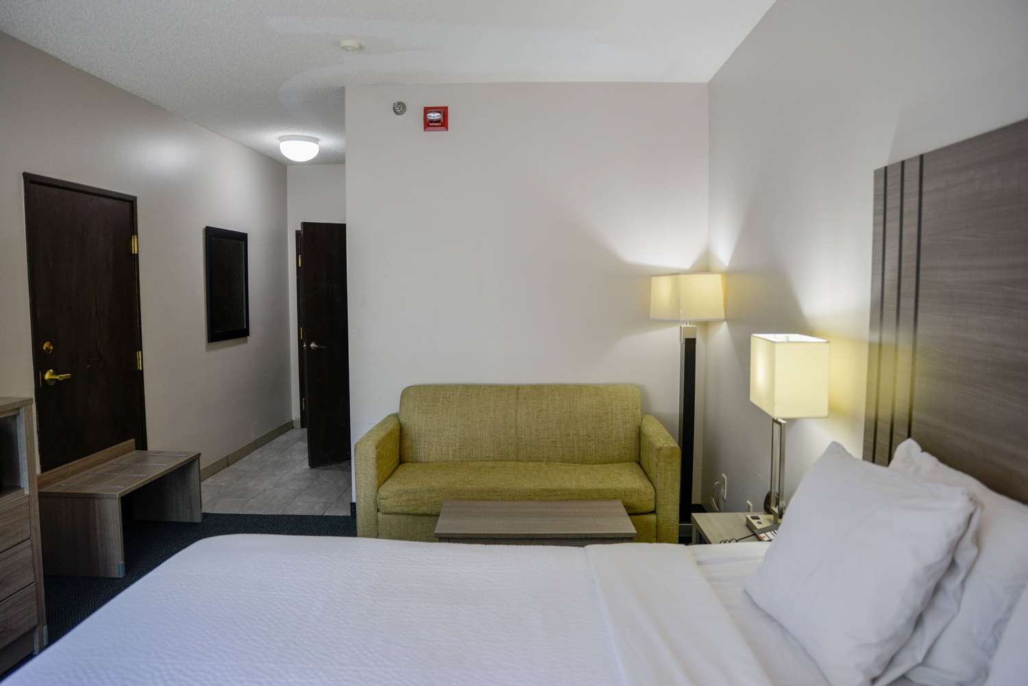 Baymont by Wyndham O Fallon St. Louis Area 12/36