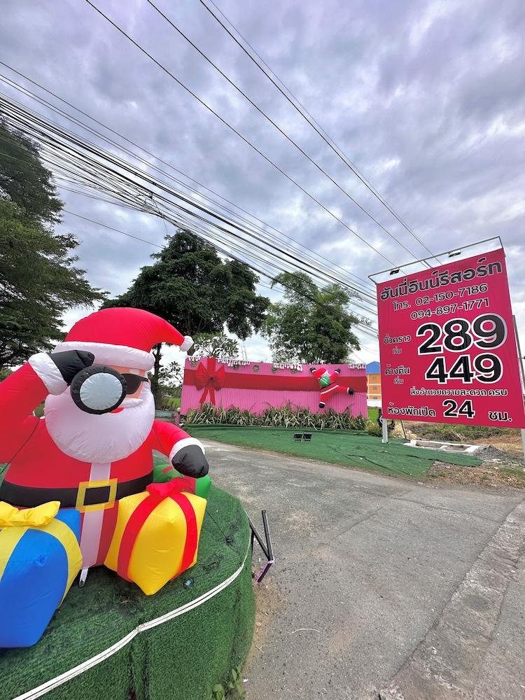 Honey Inn Hotel 30/50