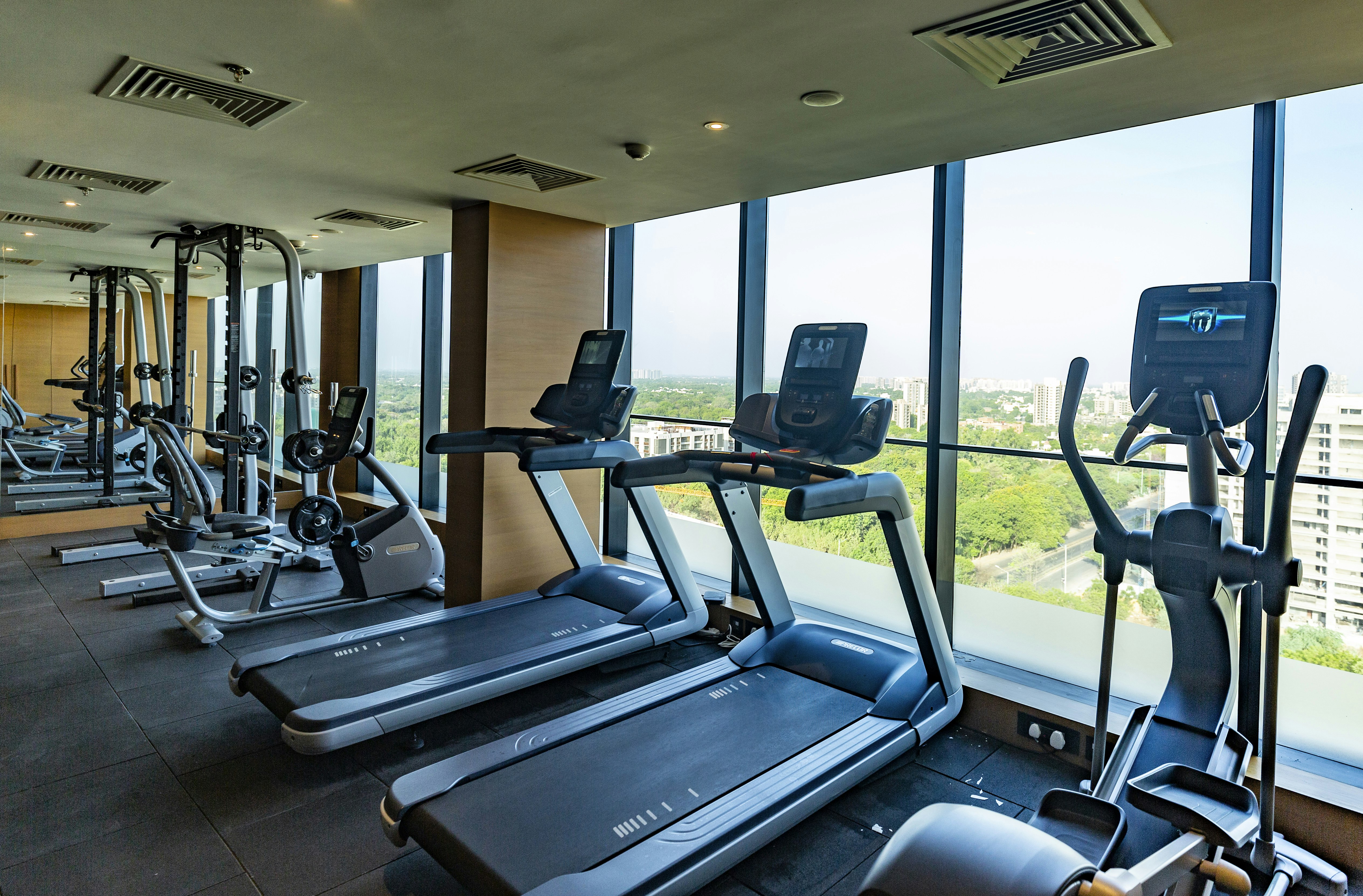 Doubletree By Hilton Ahmedabad India 26/48
