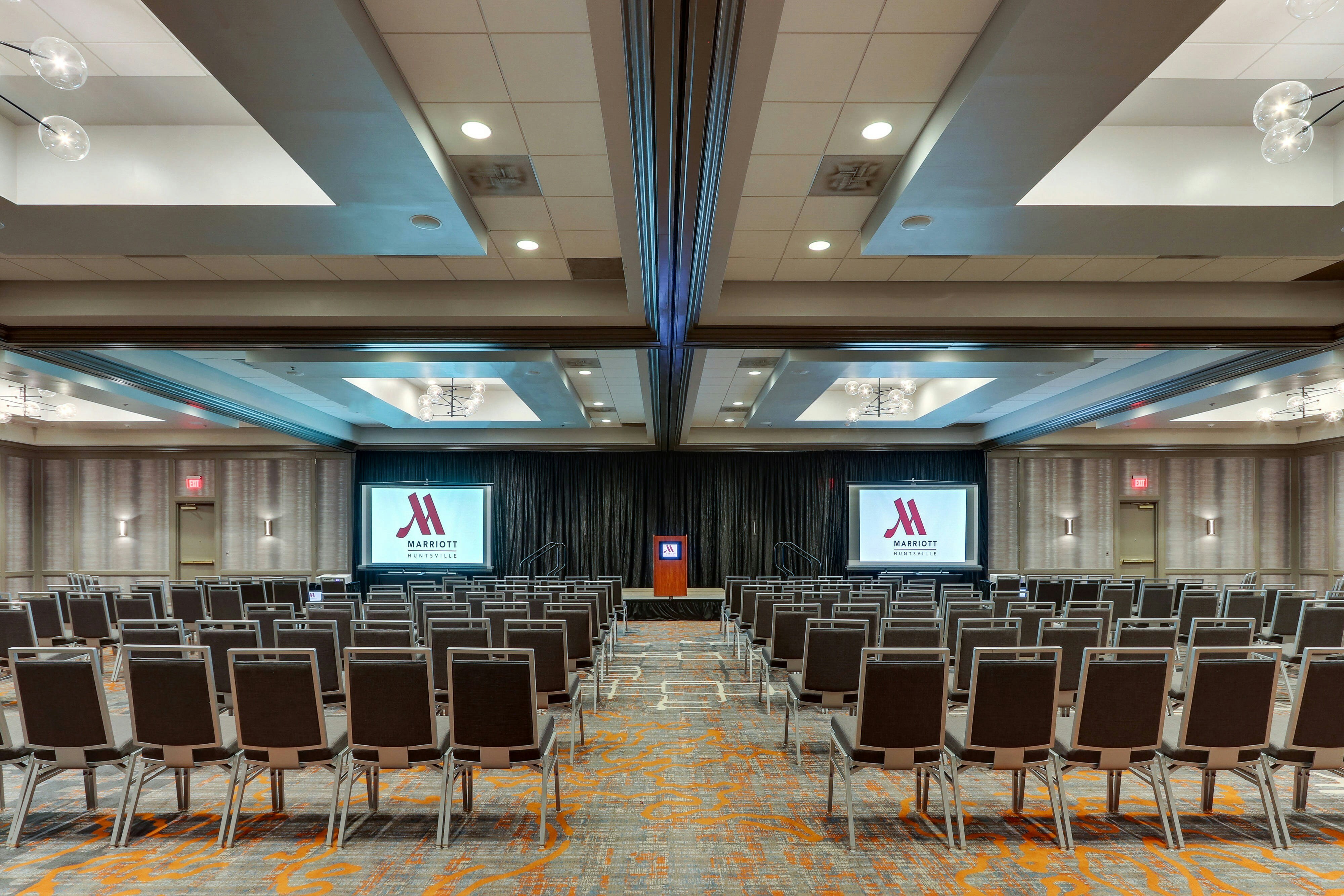 Huntsville Marriott at the Space & Rocket Center 15/20