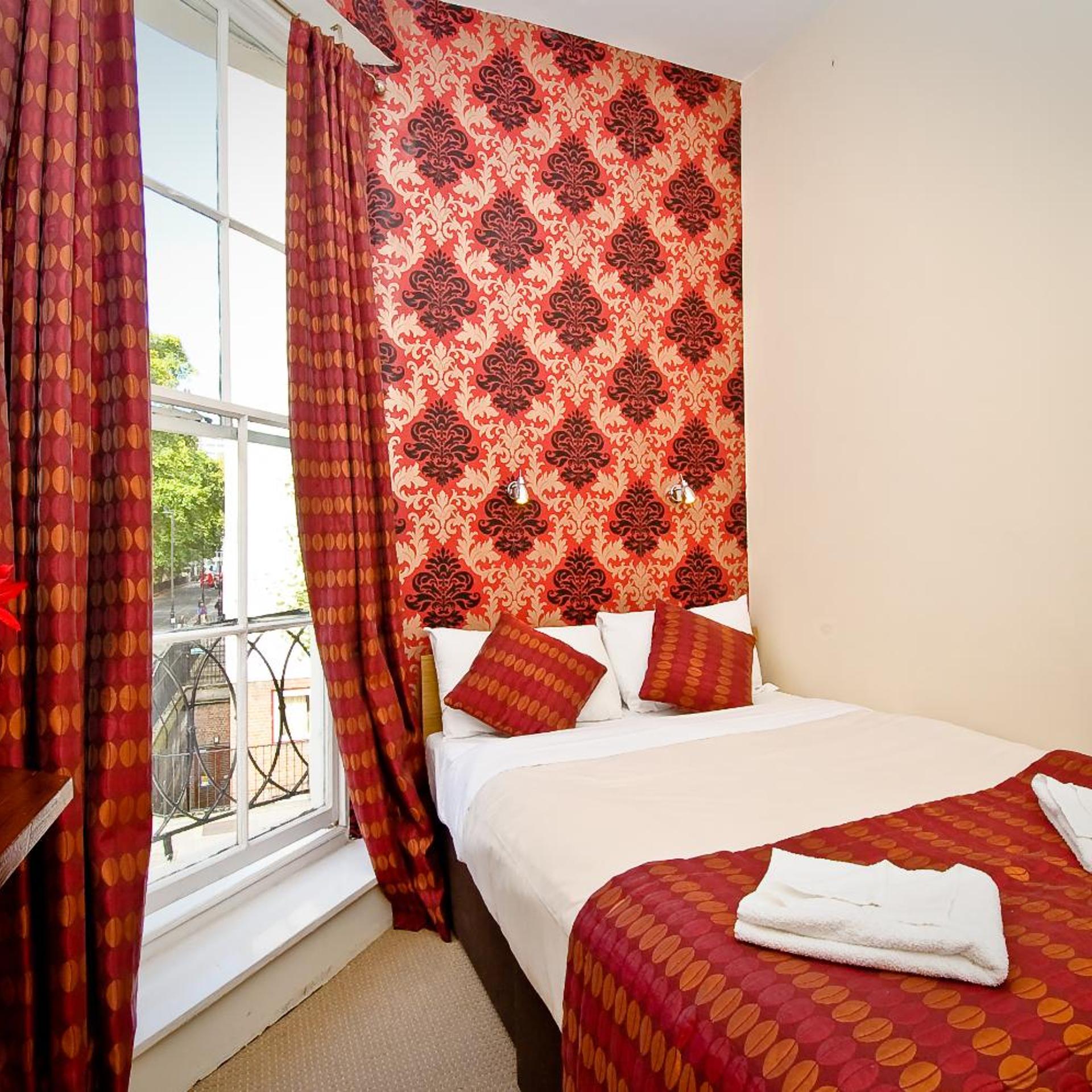 Leigh House Hotel 13/33