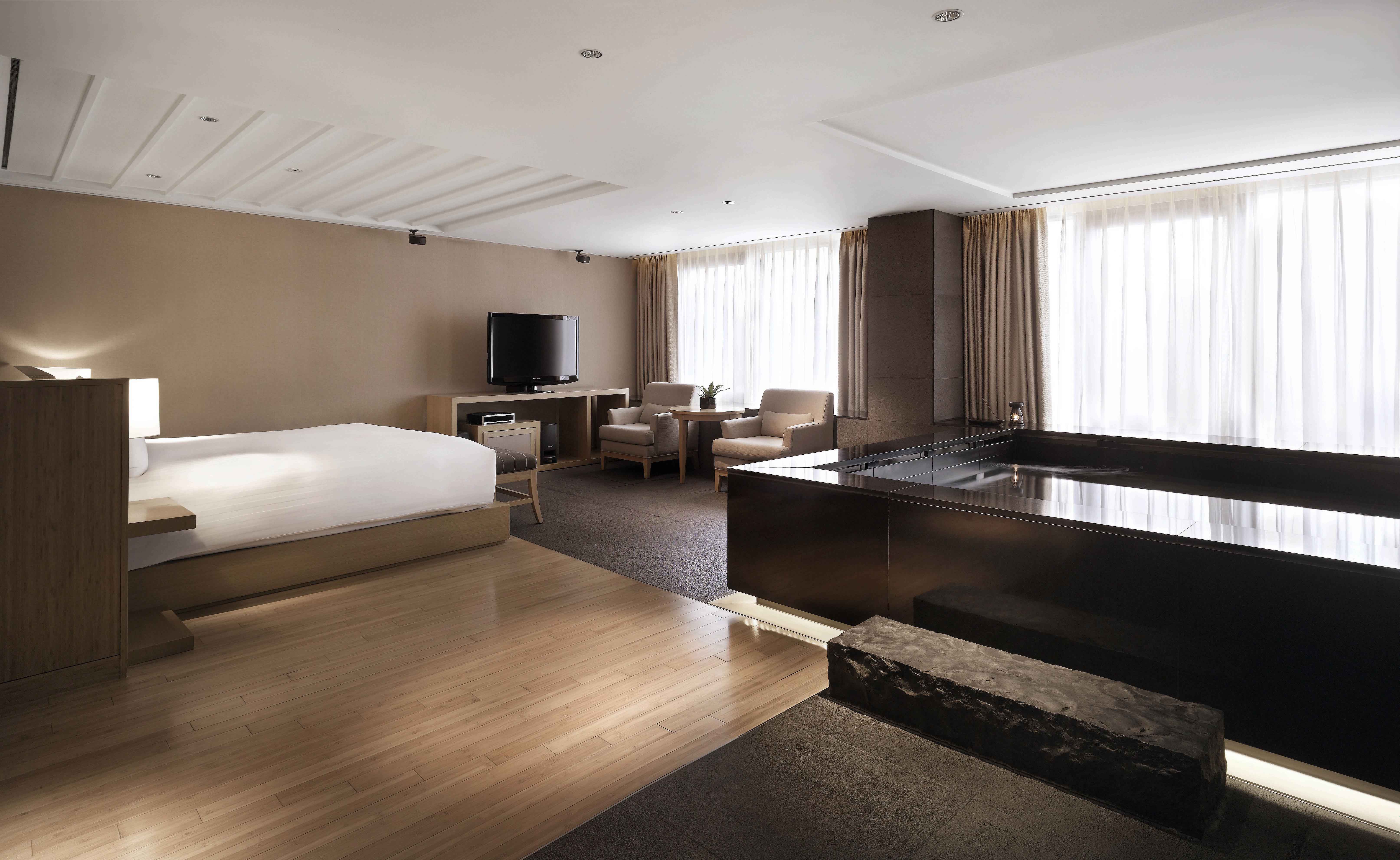 Banyan Pool Deluxe Room
