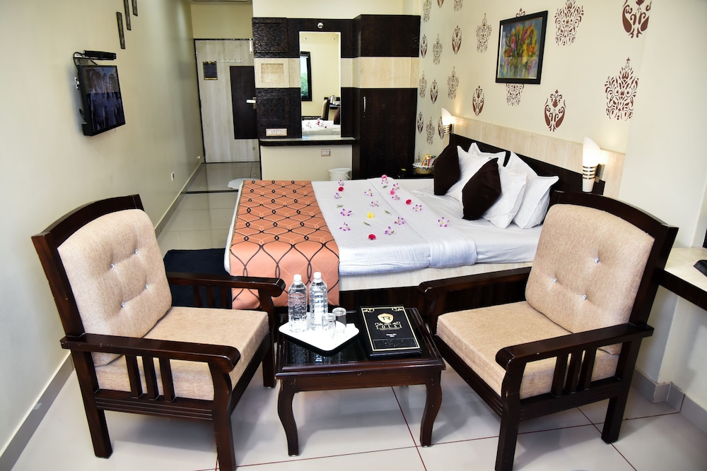 Hotel Tulsi 25/38