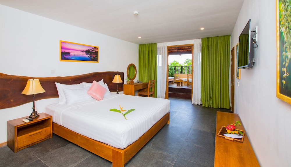 Green Bay Phu Quoc Resort & Spa 11/48