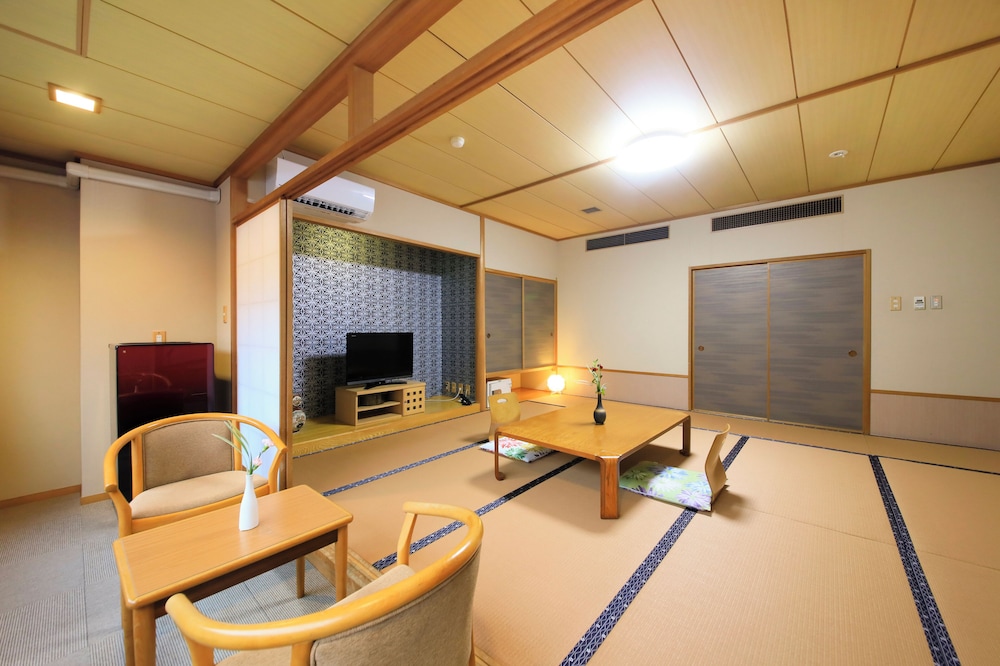 Yutorelo Beppu 13/20
