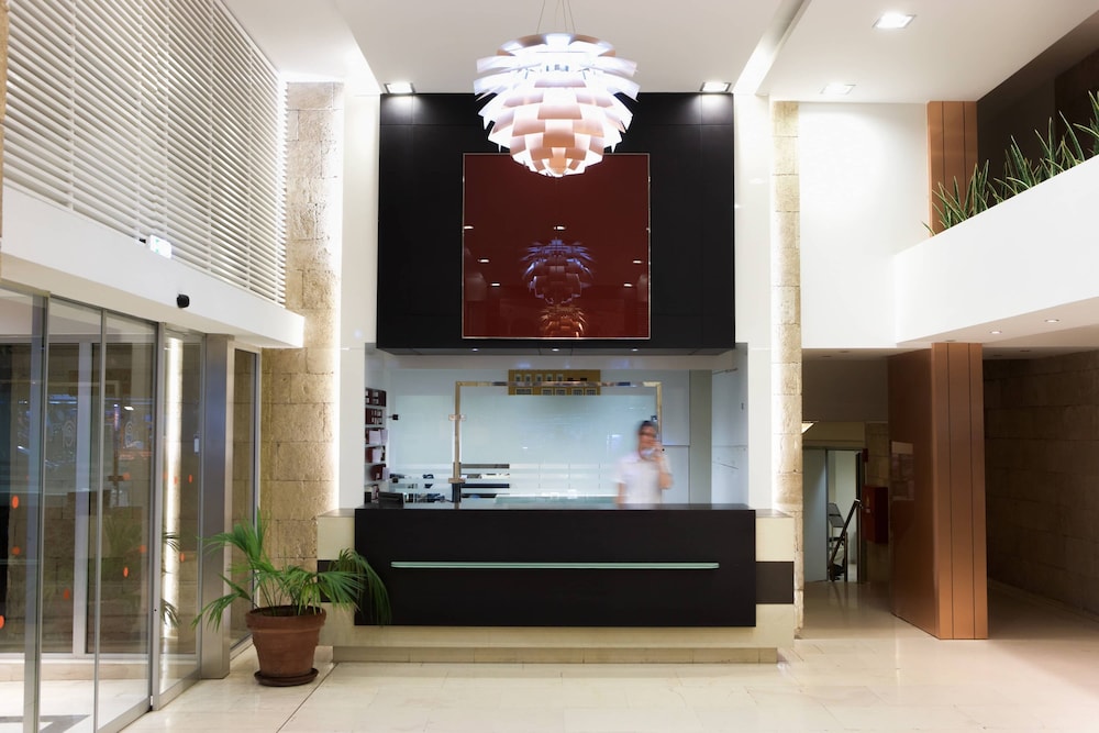 Esperia City Hotel 5/50