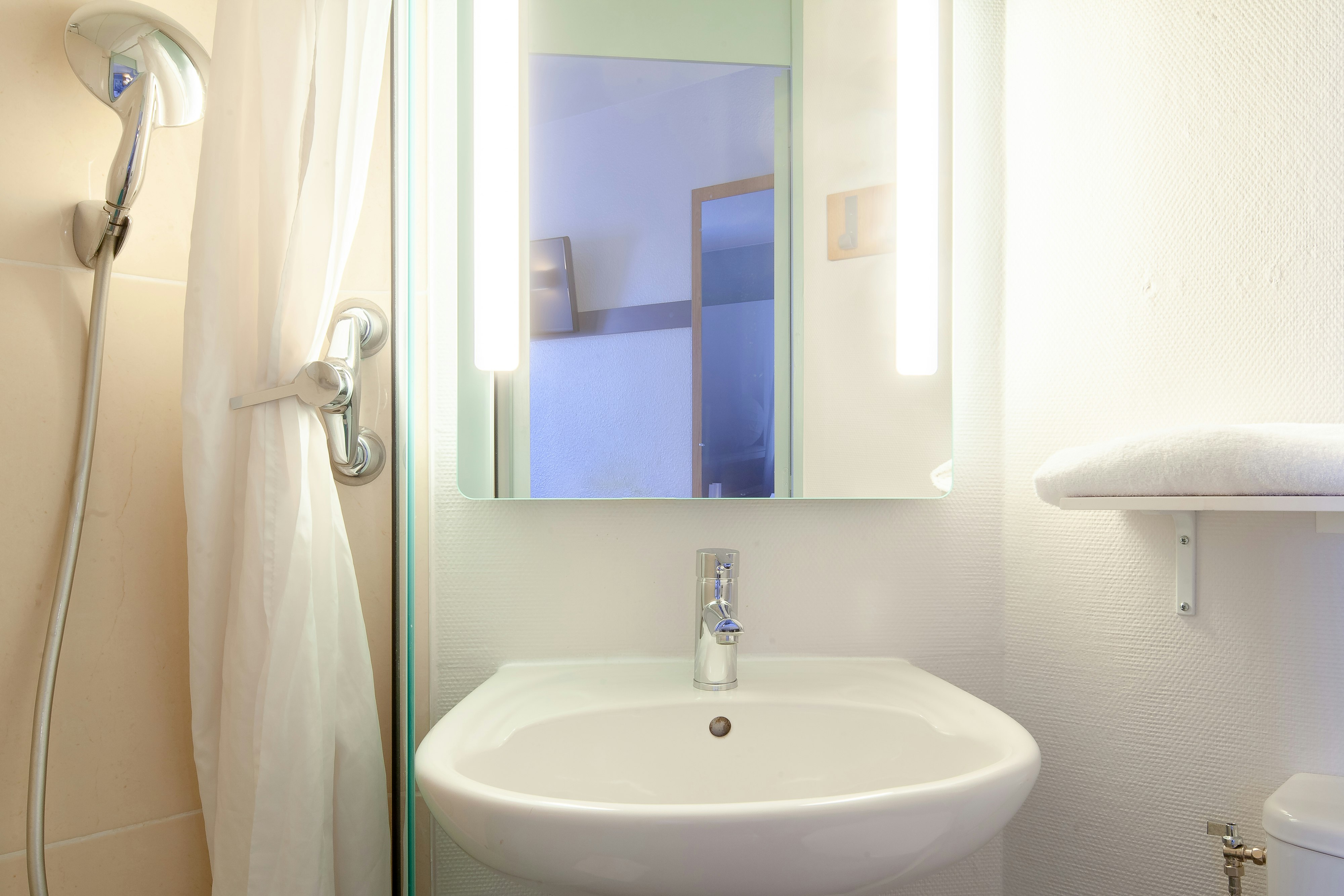 B&B Hotel Maurepas 25/25