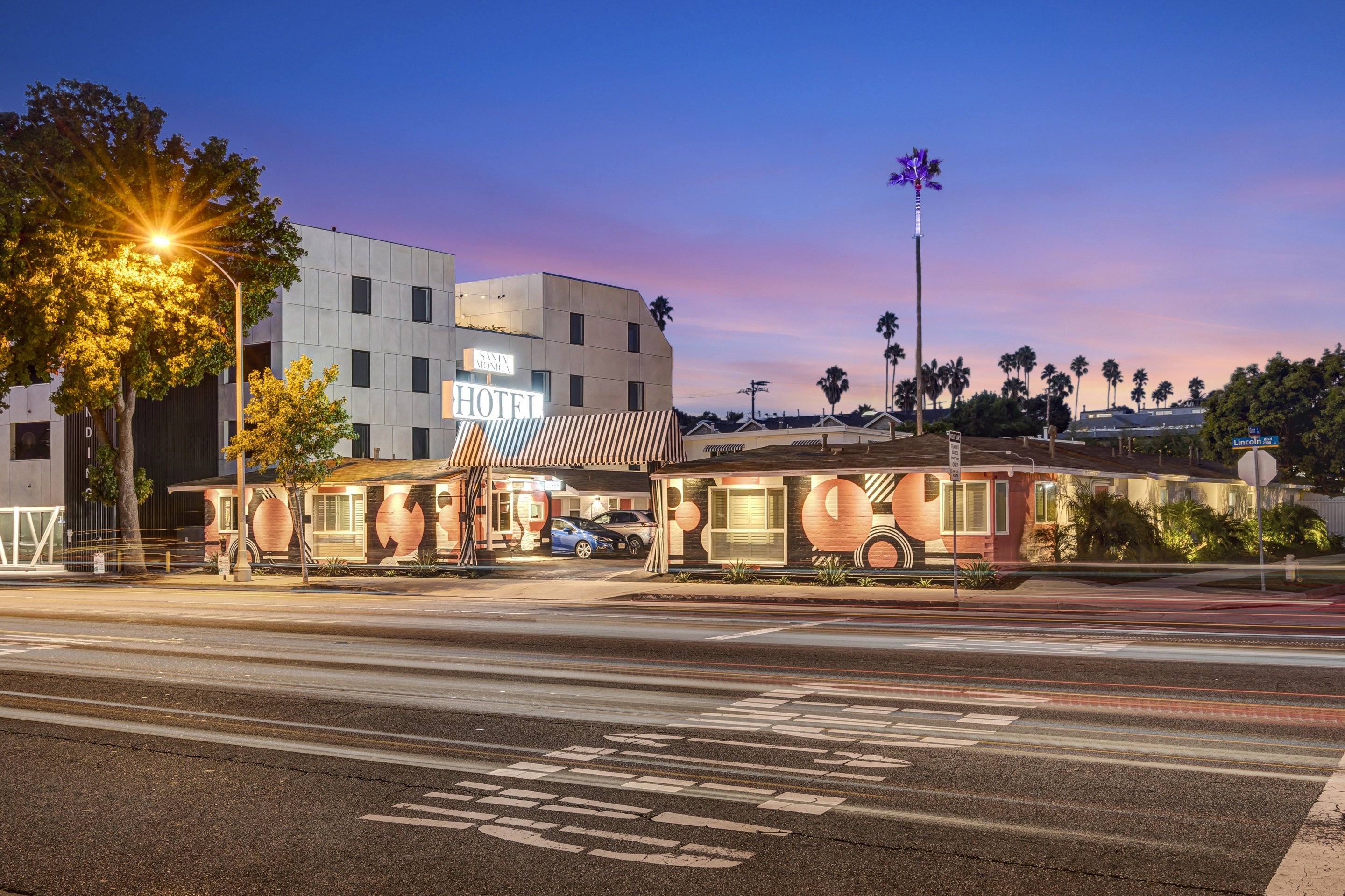 Santa Monica Hotel 54/61