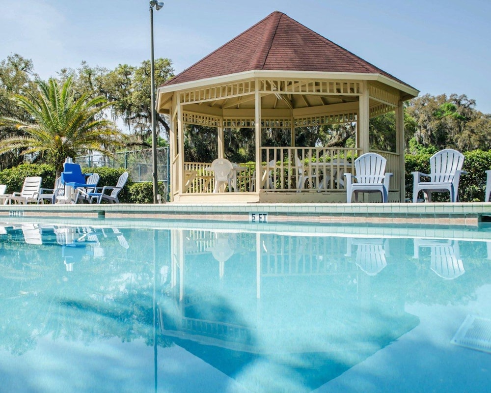 Quality Inn Crystal River 7/35