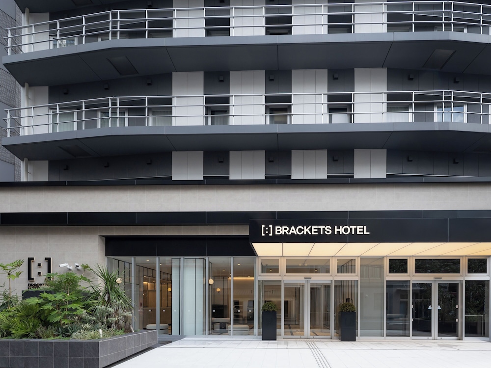 BRACKETS HOTEL Osaka Hommachi 2/37
