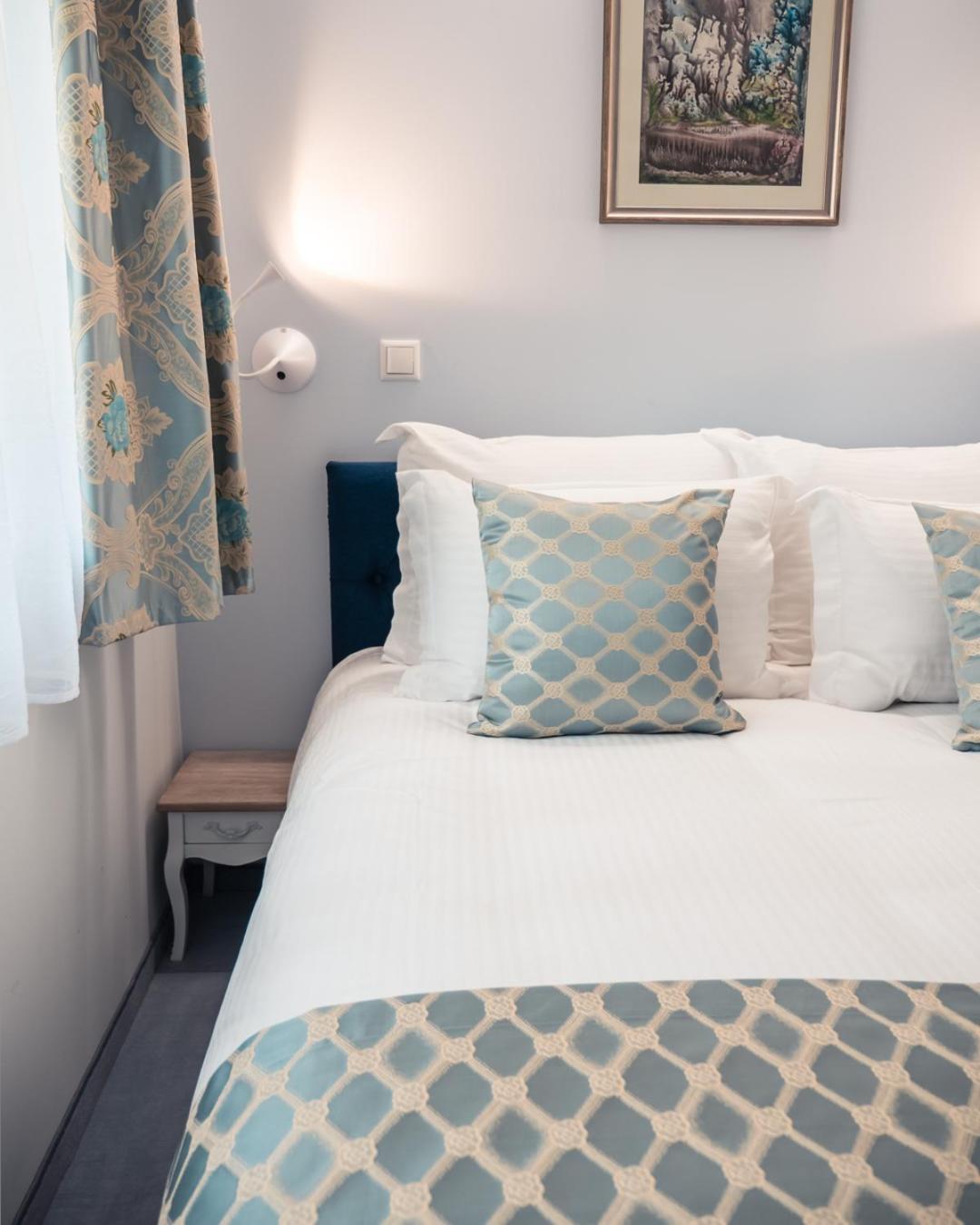 Classic, Double Bed, No Balcony