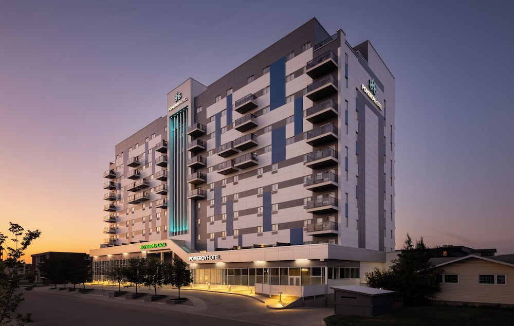 Pomeroy Hotel Fort McMurray 1/50