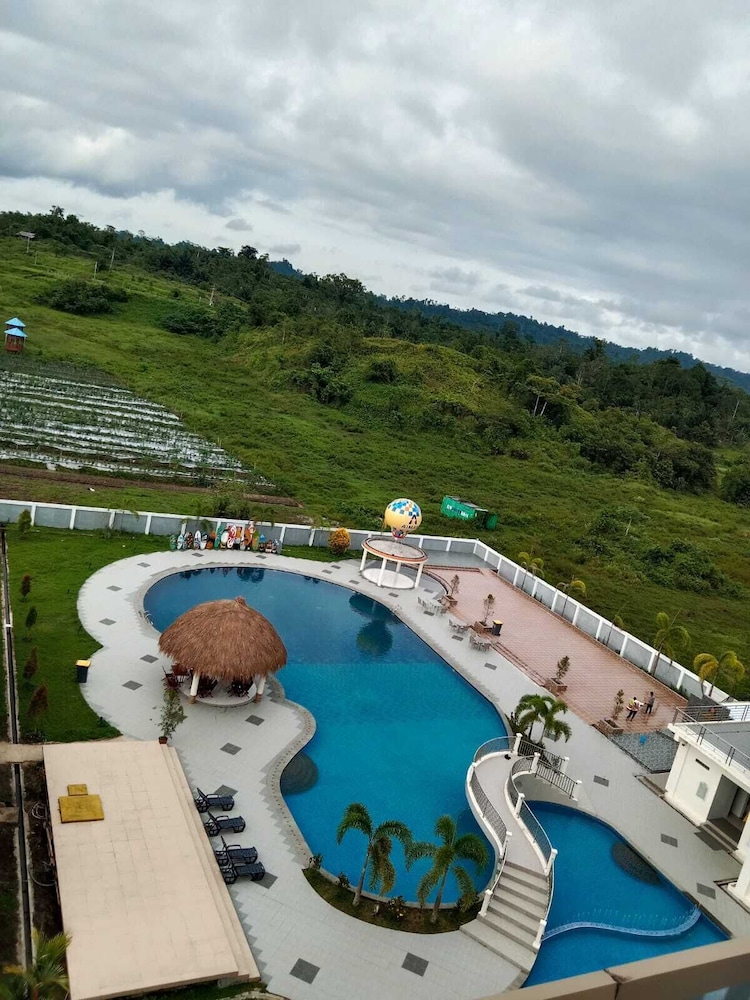 Aimas Hotel and Convention Centre 42/50