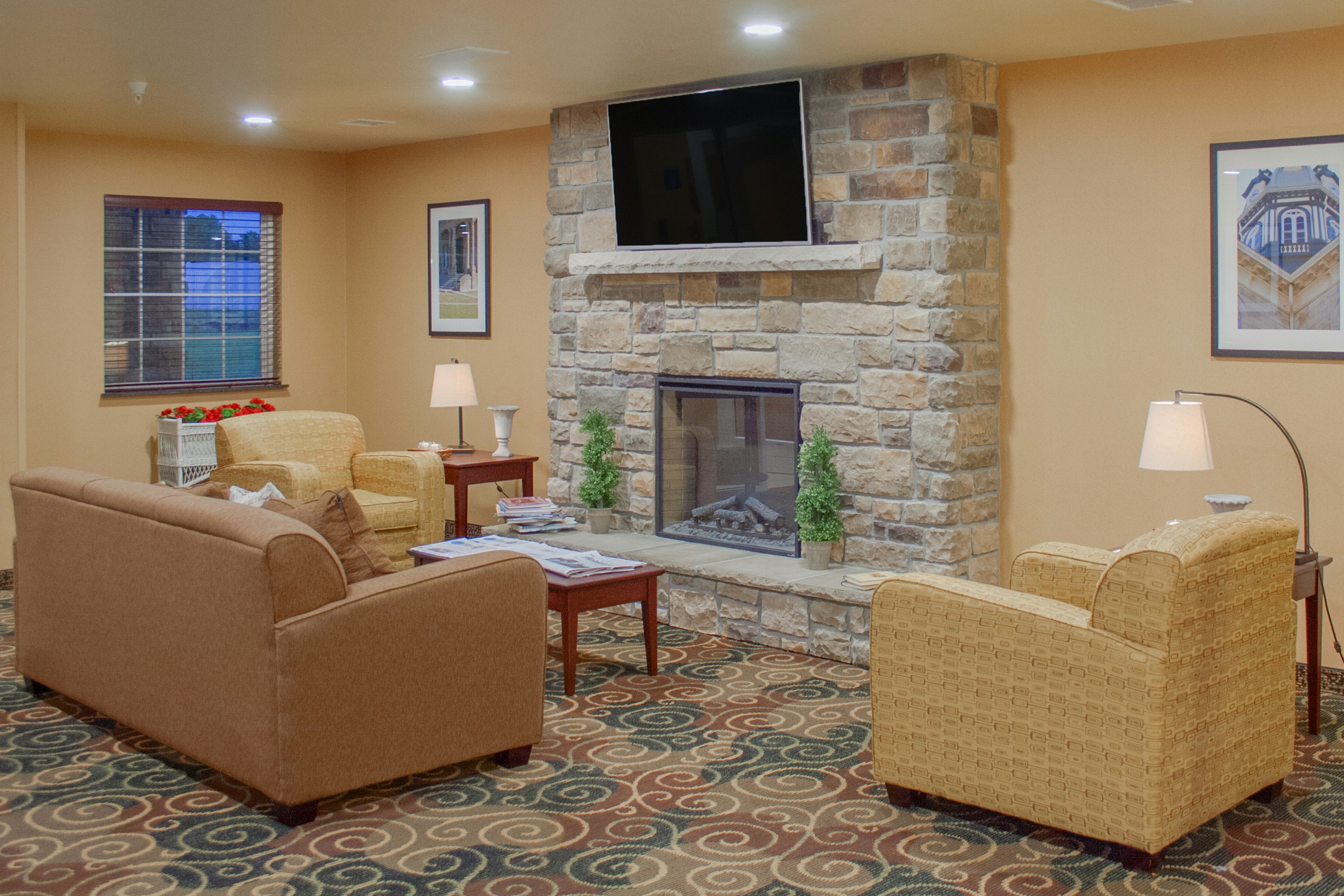 Cobblestone Inn and Suites Winterset 19/27