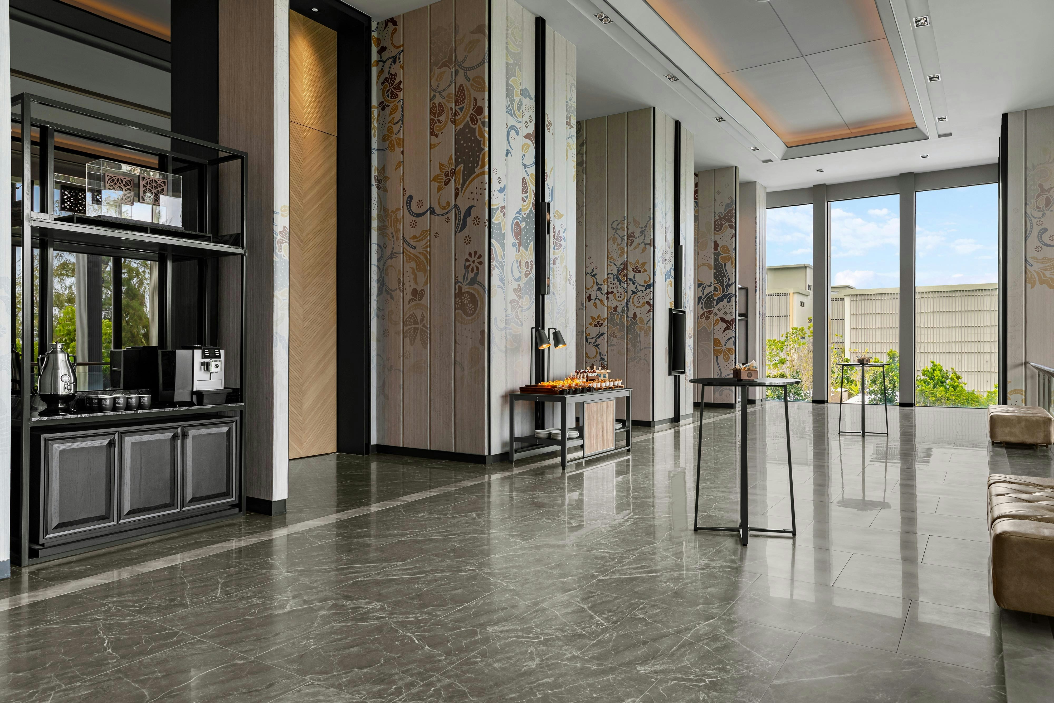 Four Points by Sheraton Phuket Patong Beach Resort 10/44