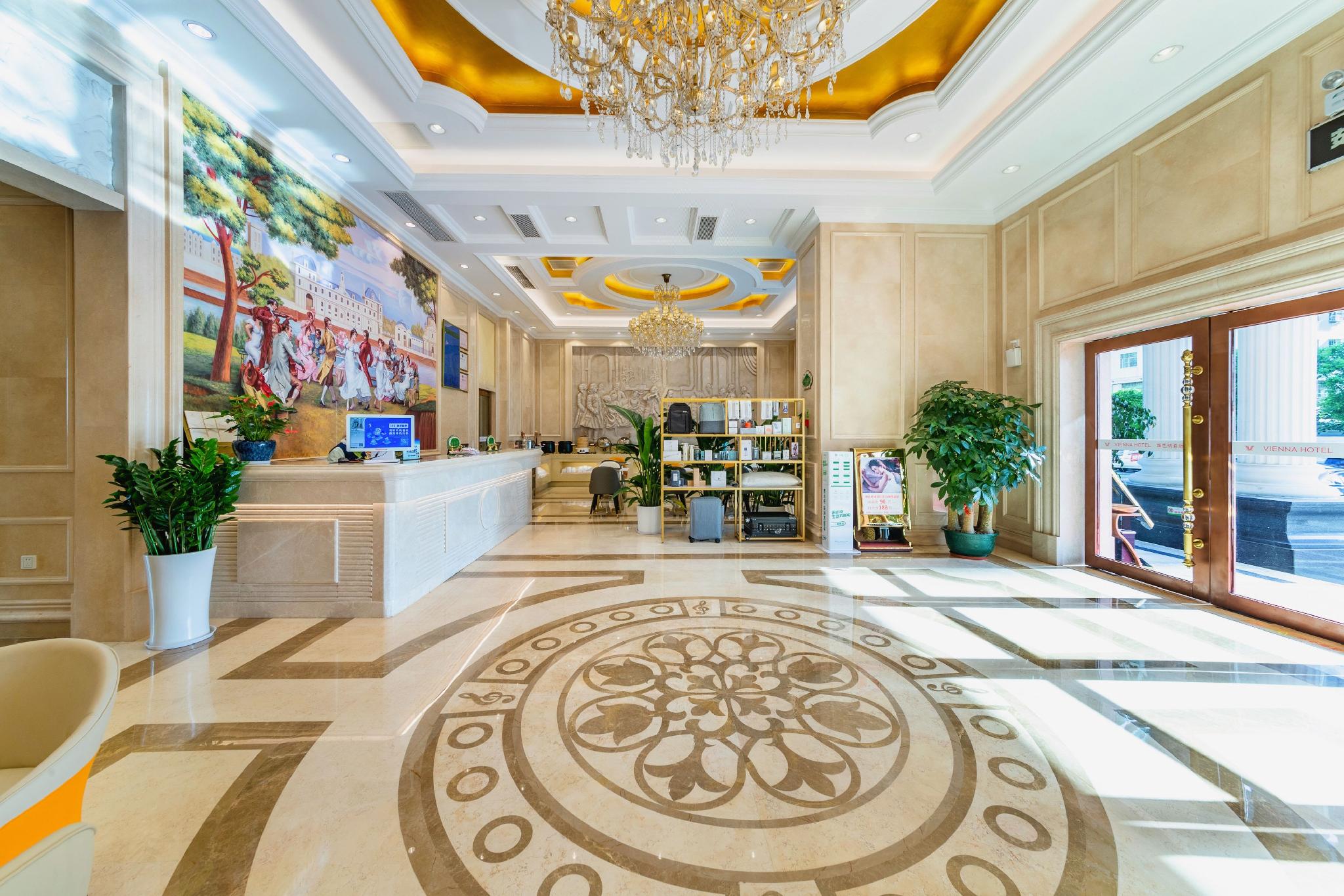 Vienna Hotel (Shenzhen Gongmingfa North Road) 11/34