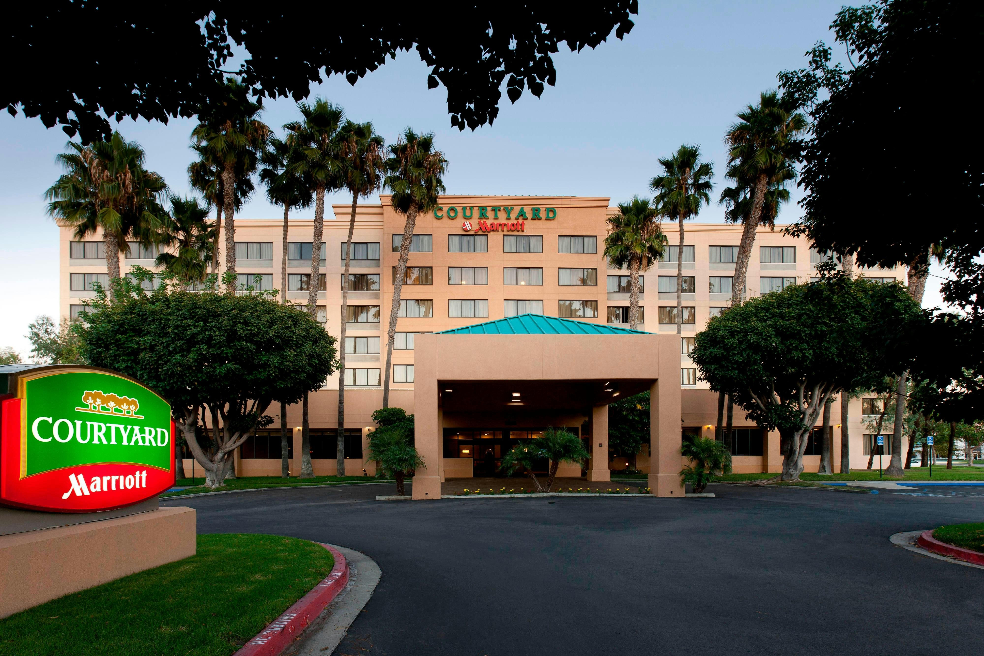 Courtyard by Marriott Cypress Anaheim / Orange County in CYPRESS - CA