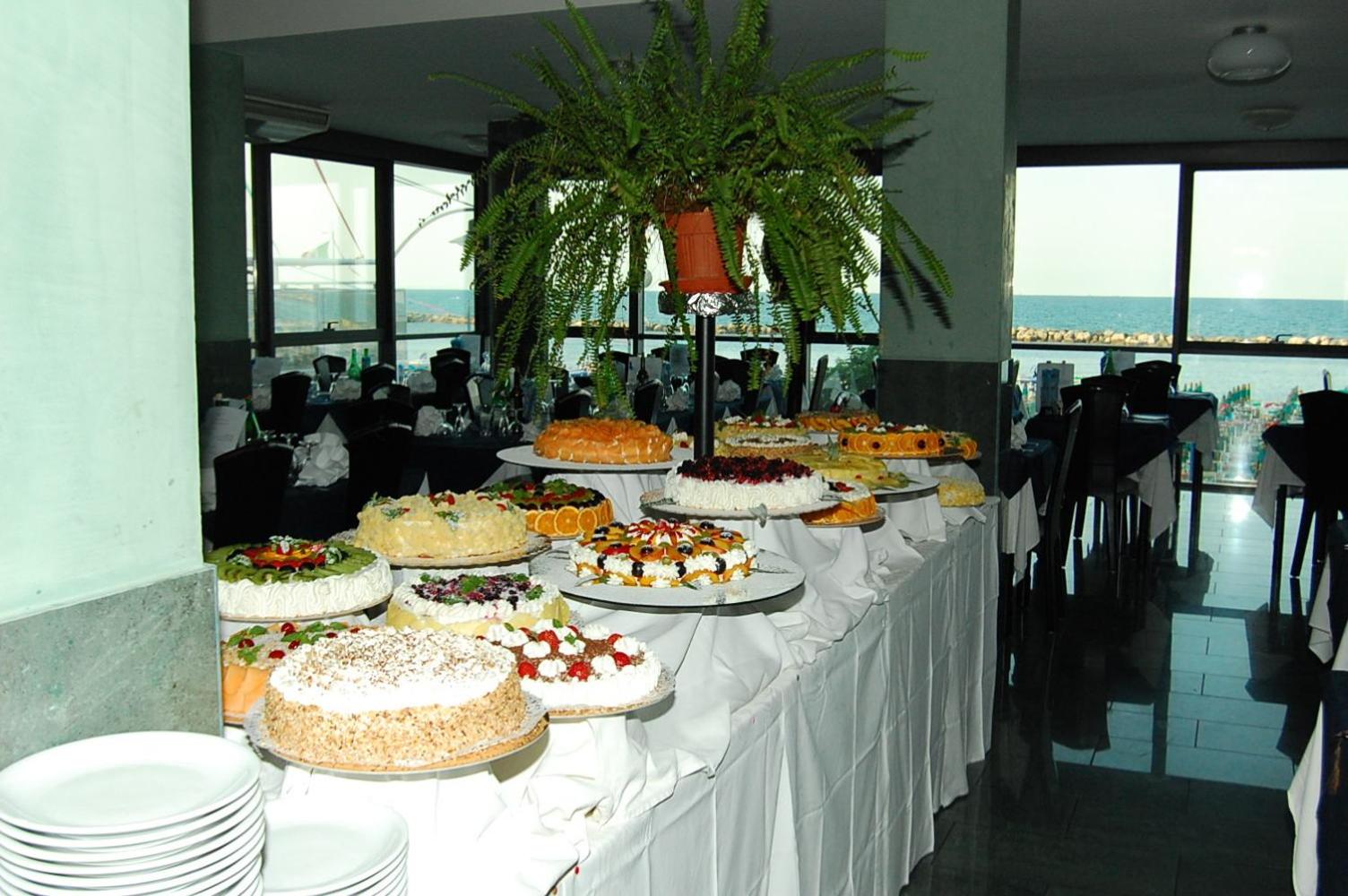 Foschi Peninsula Hotel 44/53