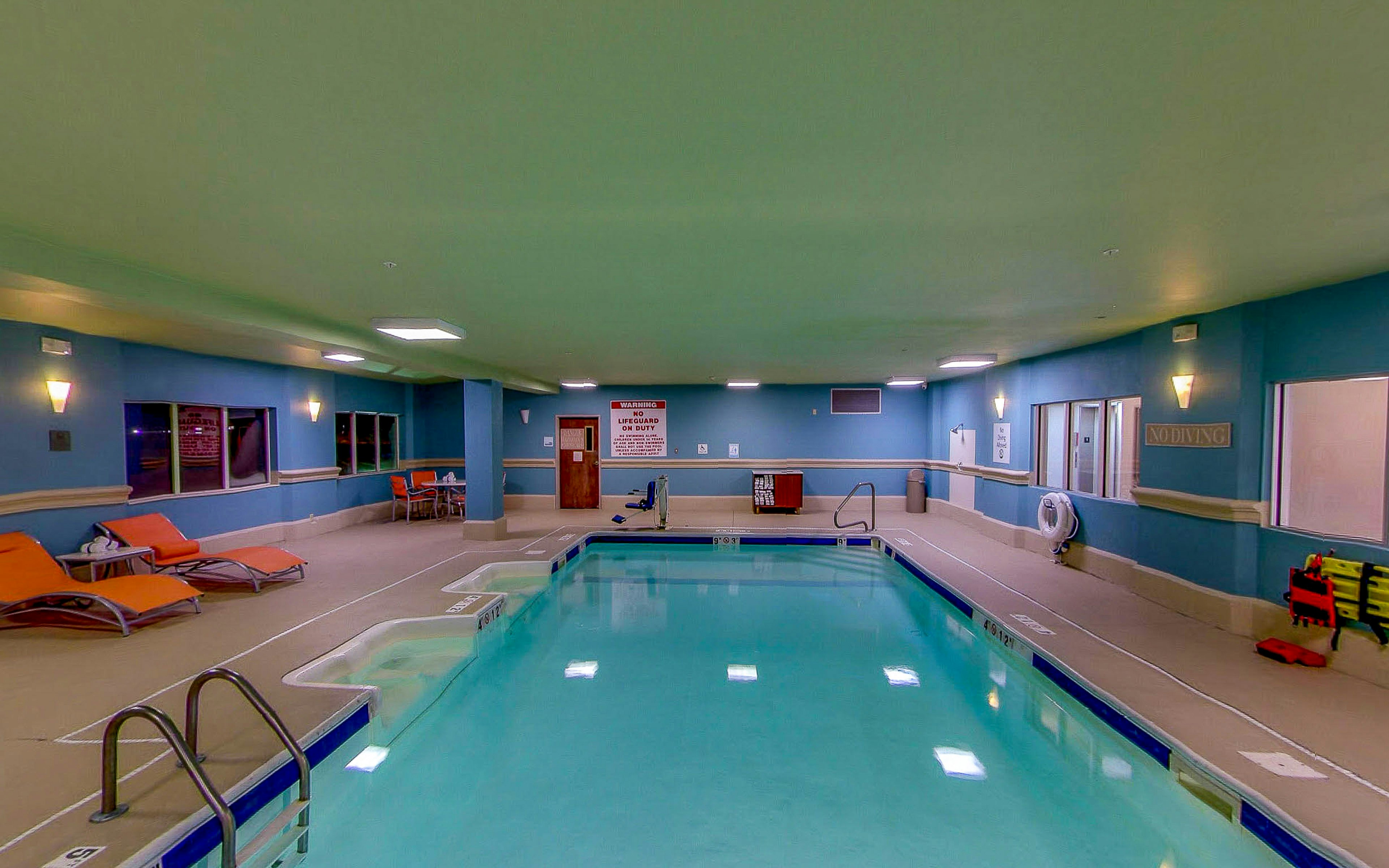 Holiday Inn Express Fort Wayne-East(New Haven) 21/39