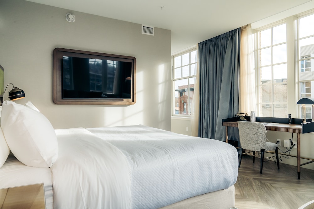 The Olive Ann Hotel, Grand Forks, a Tribute Portfolio Hotel 11/50