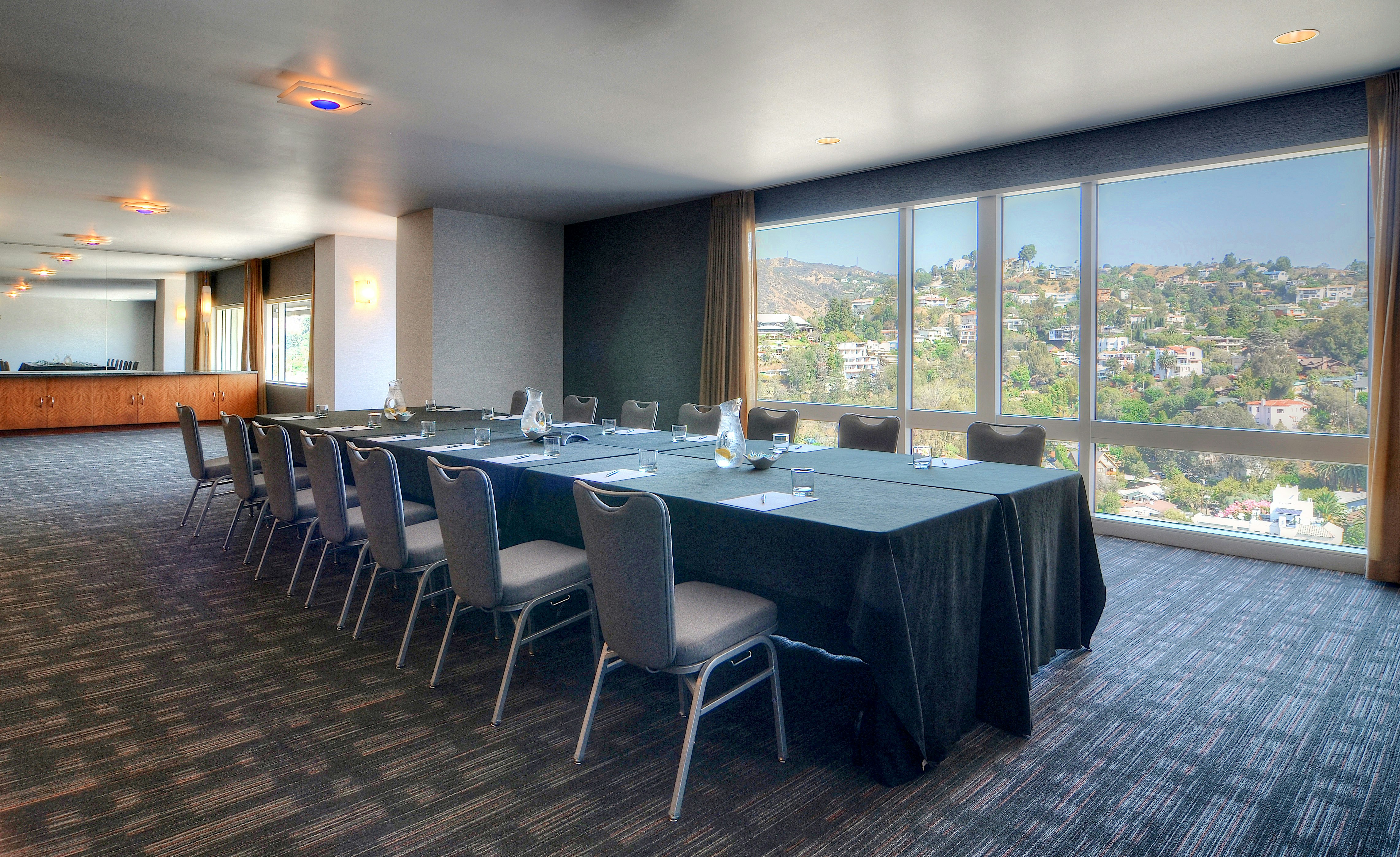 Loews Hollywood Hotel 55/73